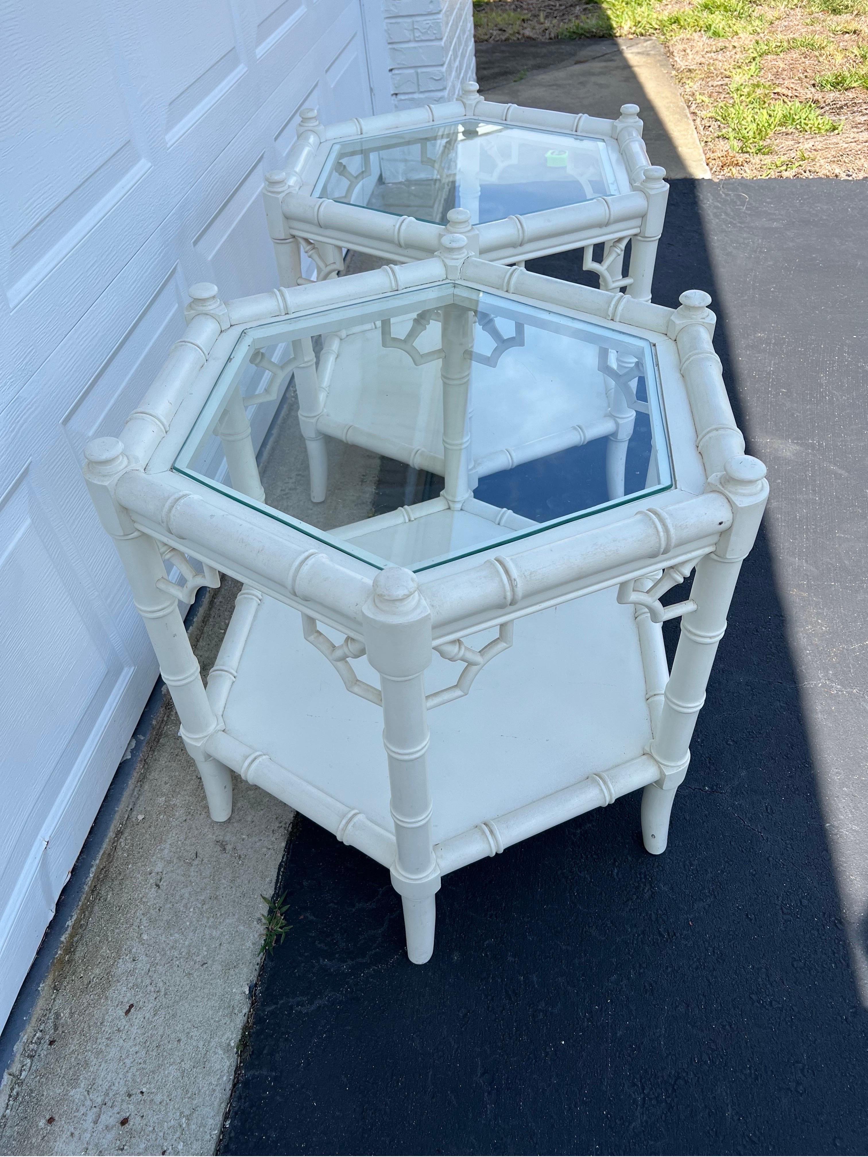Pair of White Faux Bamboo Octagonal Tables by Thomasville In Good Condition For Sale In Redding, CT