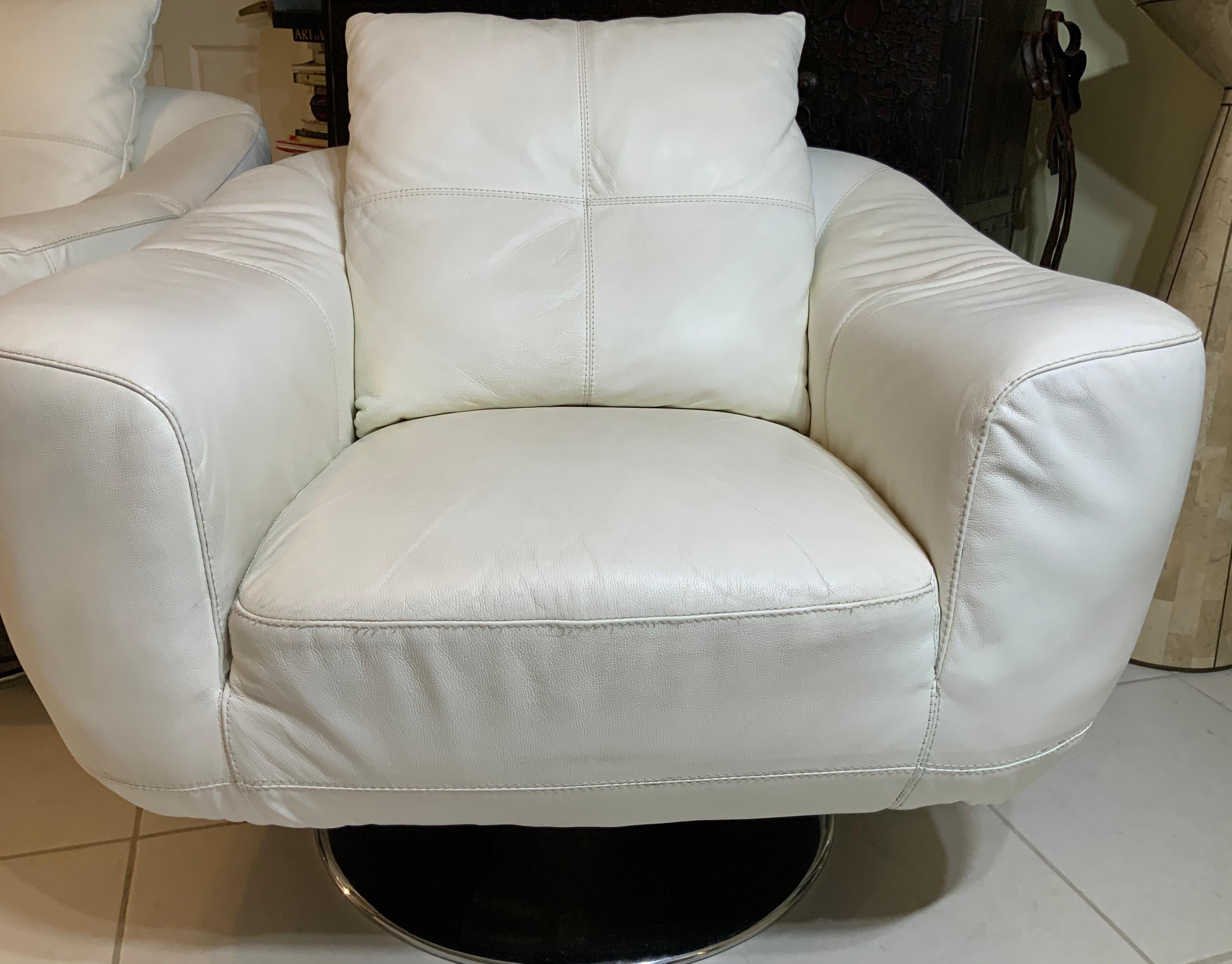 Pair of White Faux Leather Swivel Chairs 4