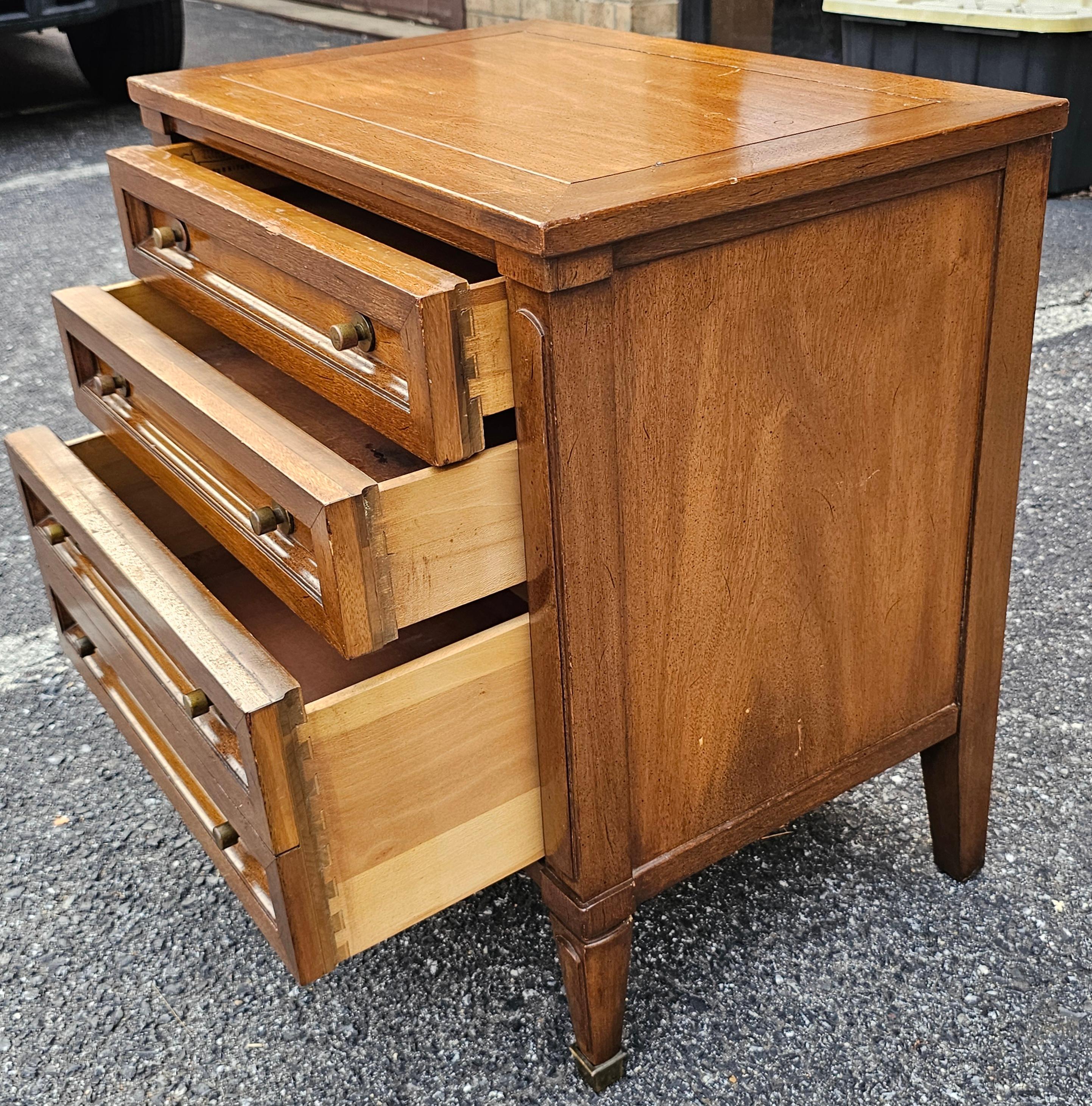 Pair of White Fine Furniture Teak Side Chests of Drawers For Sale 3