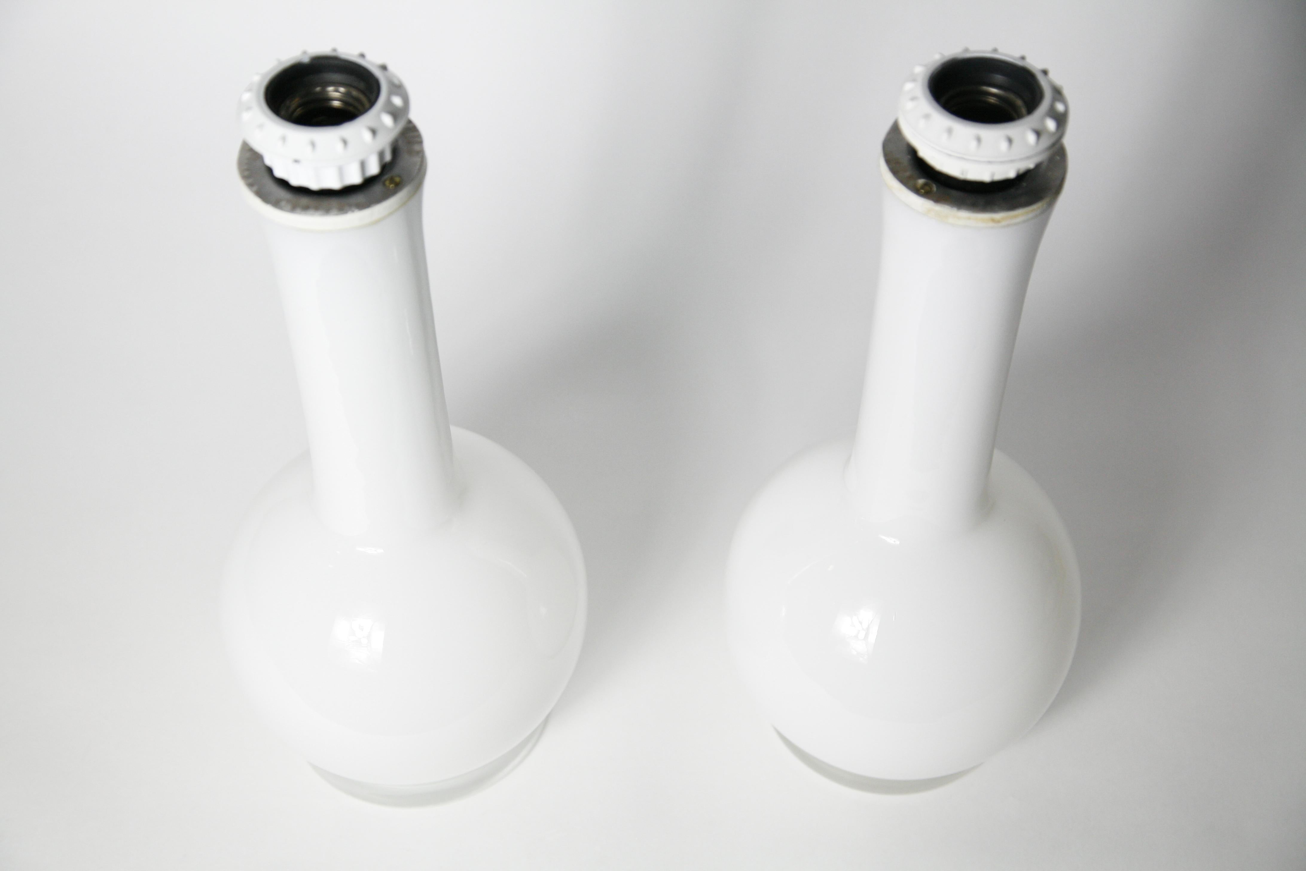 20th Century Pair of White Glass Lamps by Luxus Lighting, Sweden, 1980 For Sale