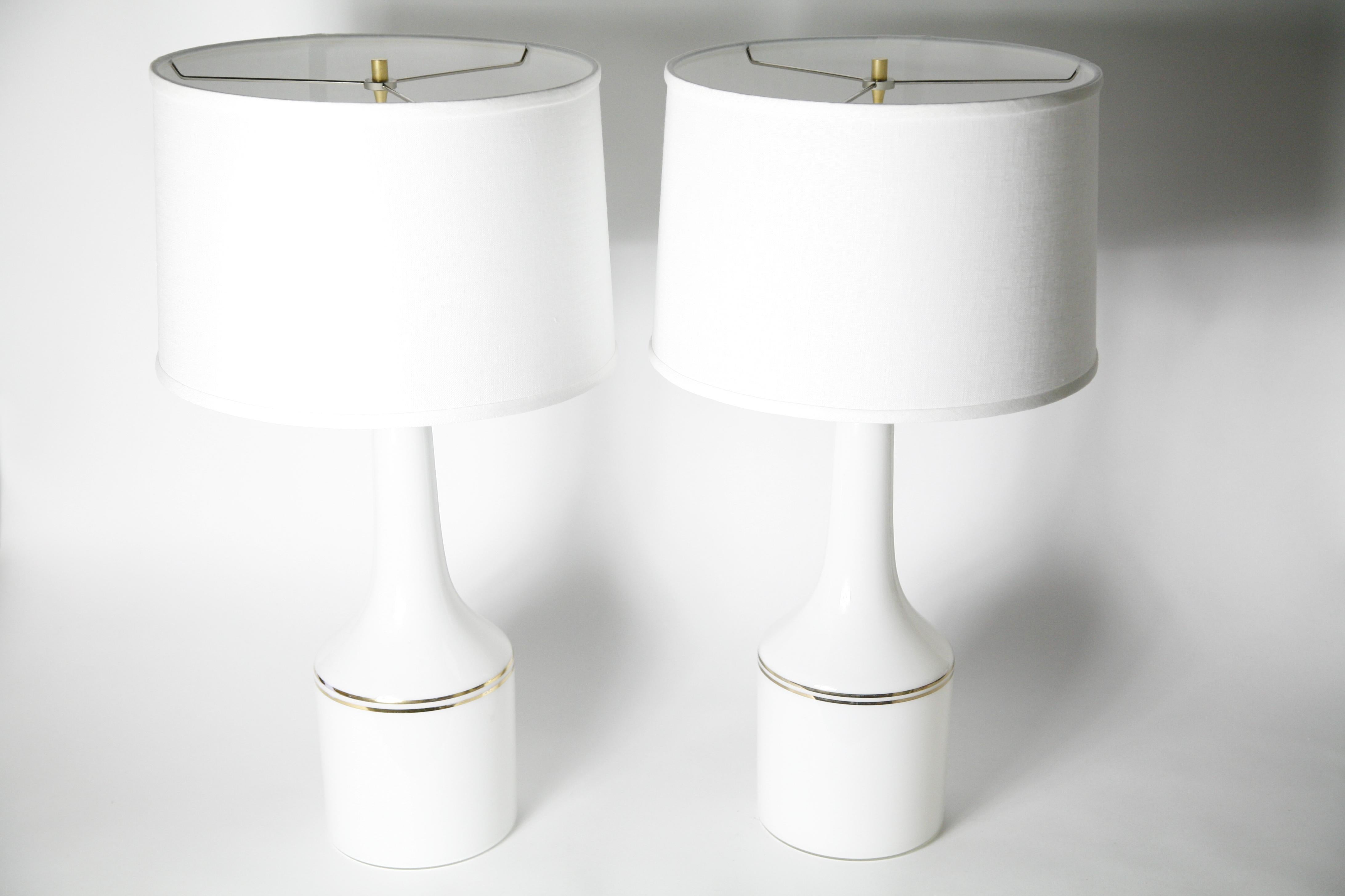 Blown Glass Pair of white Swedish Luxus Glass Lamps with a Gold Stripe, Sweden, 1950