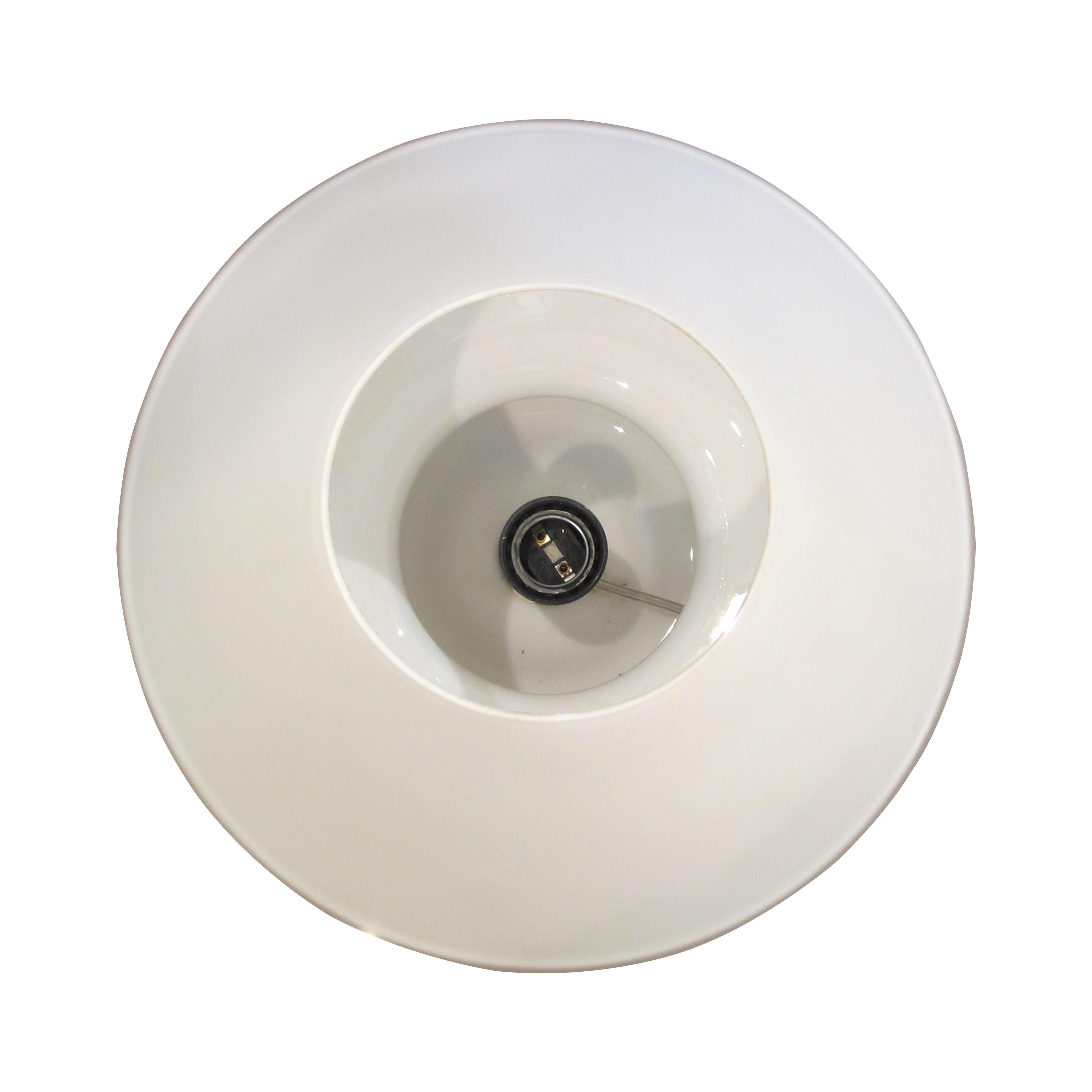 Paire de lampes de table à champignon en verre blanc par Glashütte Limburg, années 1960 en vente 1