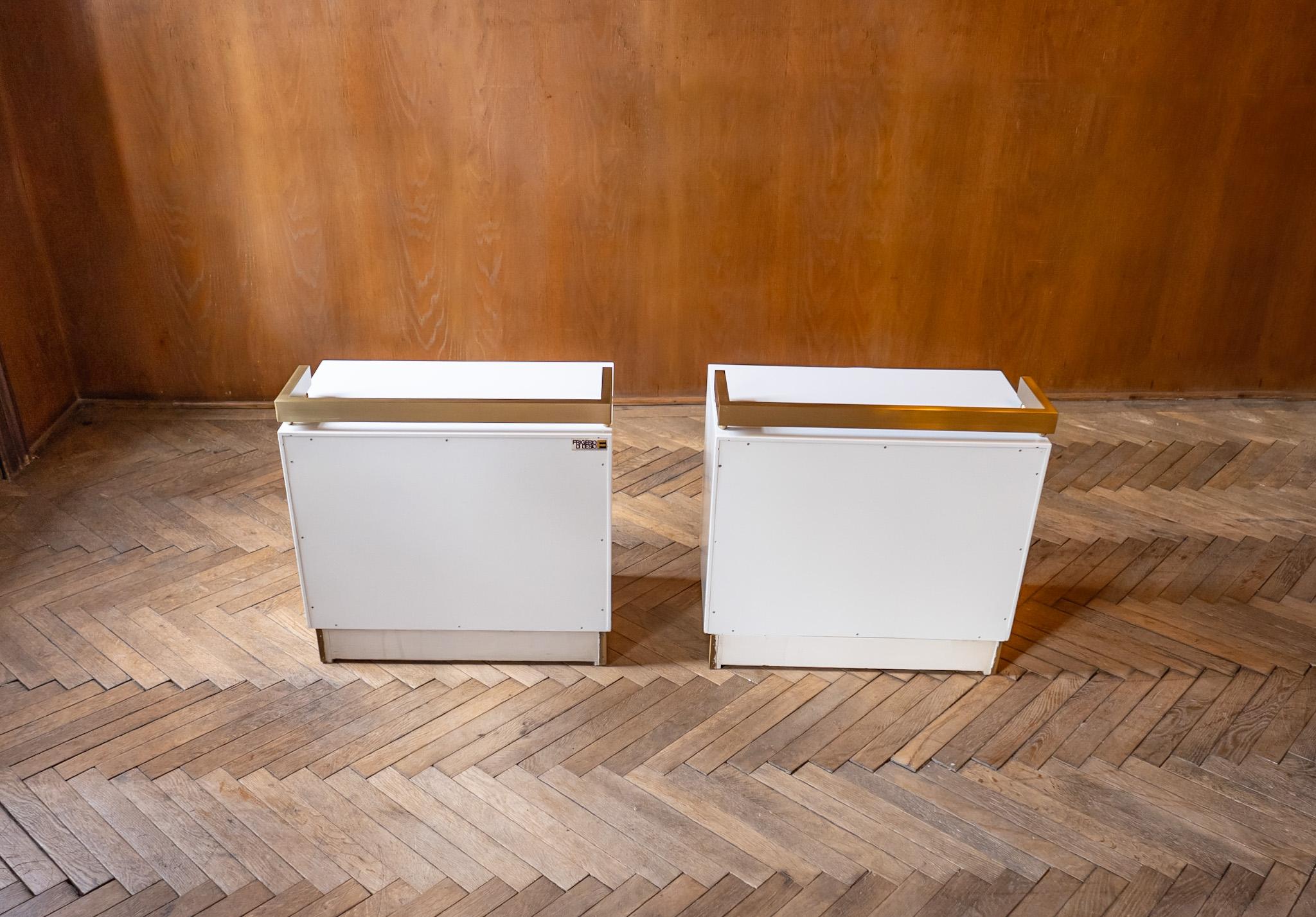 Pair of White Golden Night Stands by Luciano Frigerio, Italy 1970 For Sale 3