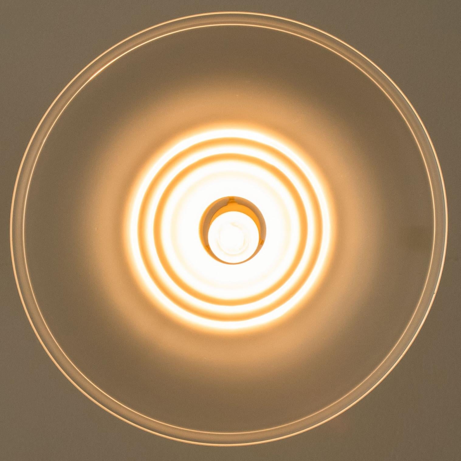 Paire de lampes suspendues Holmegaard blanches de Michael Bang, 1970 en vente 8