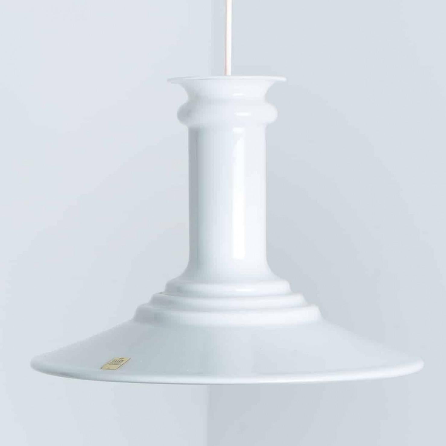 Altro Coppia di lampade a sospensione di Michael Bang in Whiting, 1970 in vendita