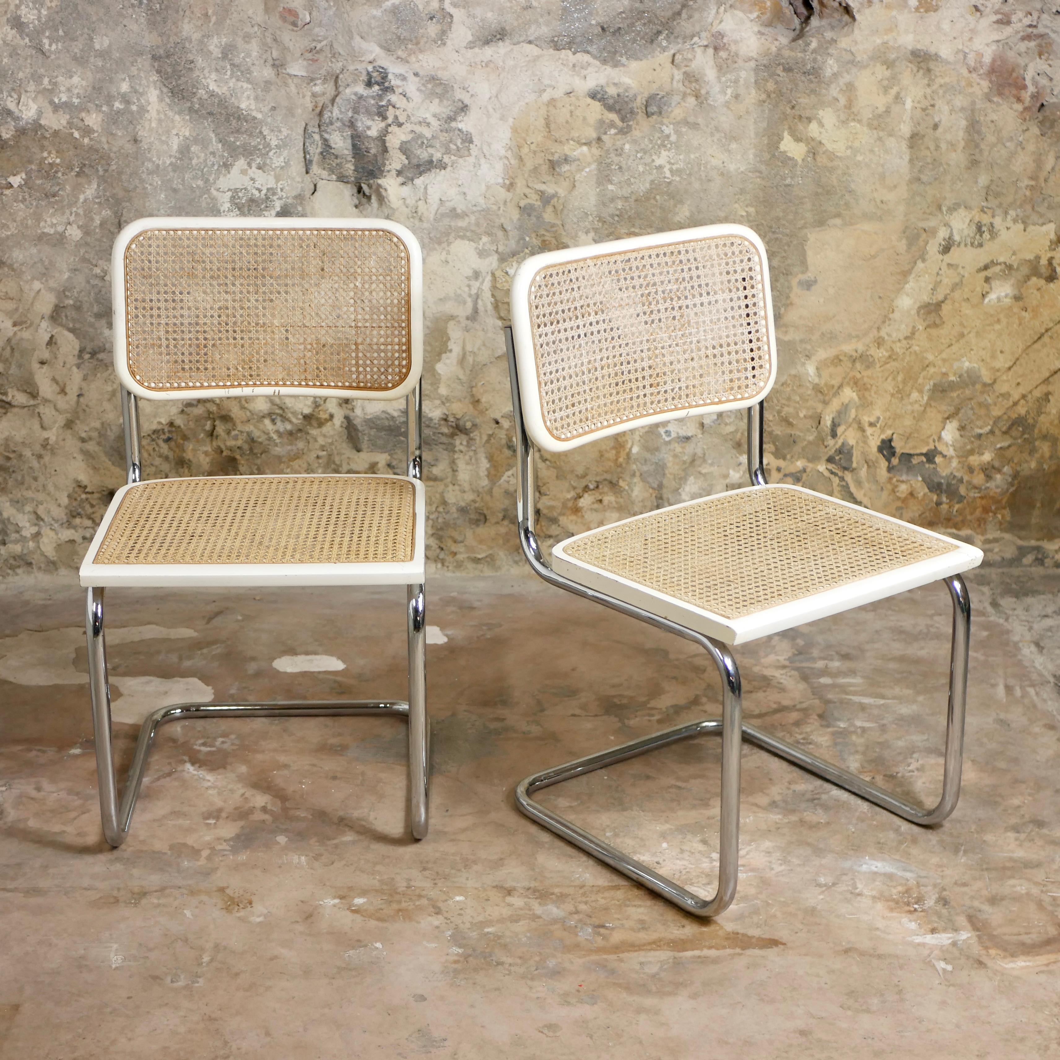 Mid-Century Modern Paire de chaises Cesca italiennes blanches, conçues par Marcel Breuer, 1970 en vente