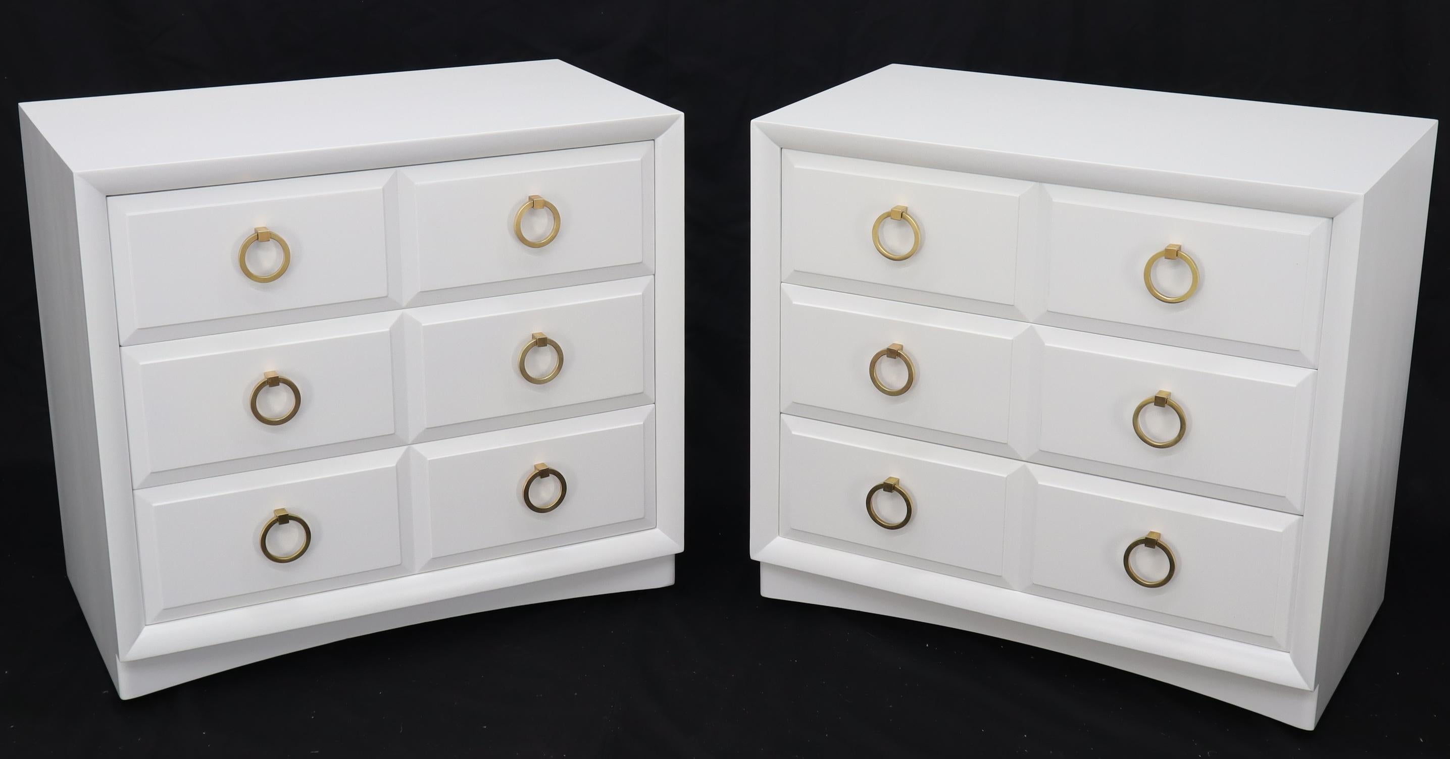 American Pair of White Lacquer Gibbings for Widdicomb Dressers Bachelor Chests Brass Pull For Sale