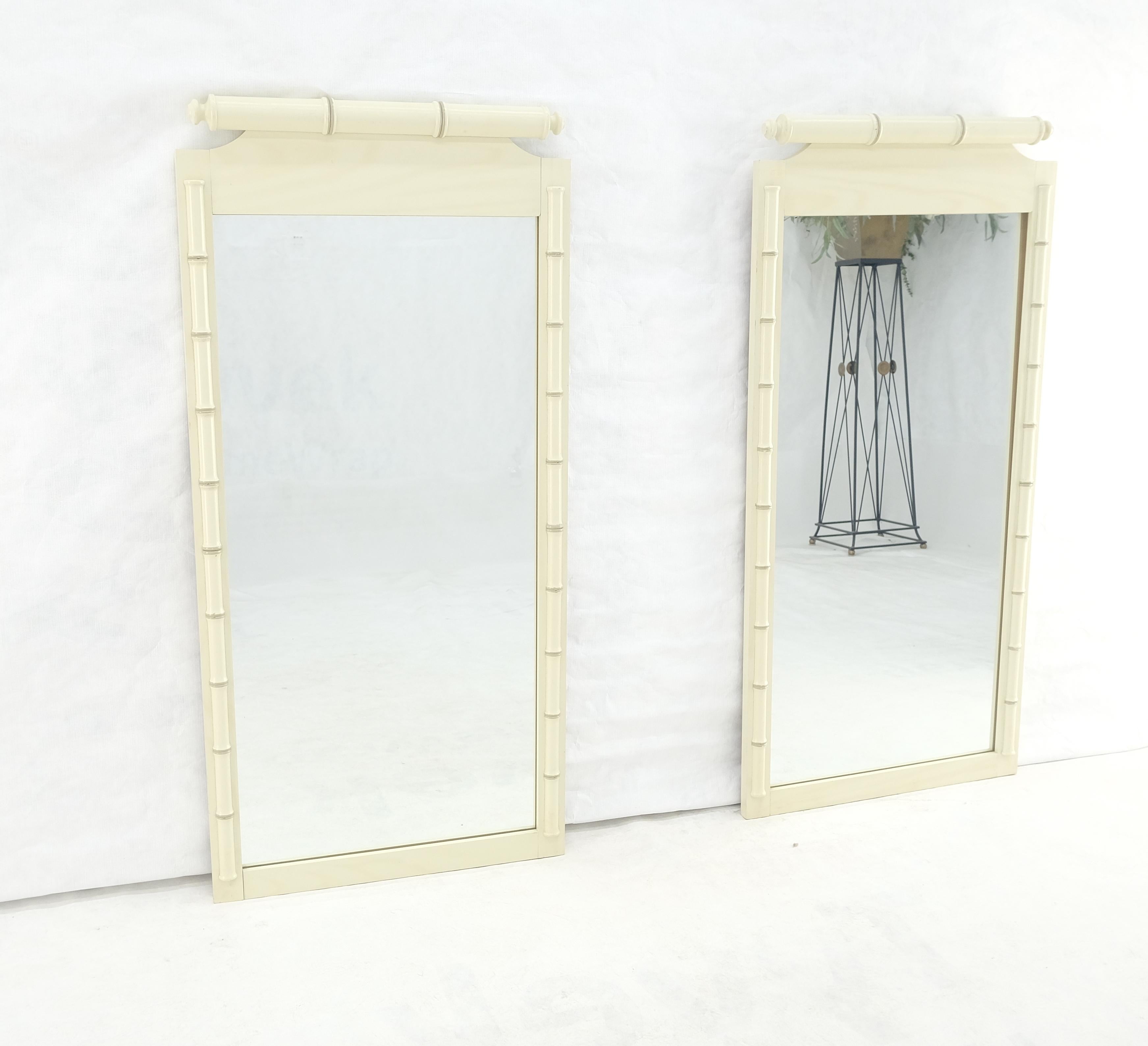 Coppia di specchi da parete in finto bambù, laccati in bianco, della metà del secolo scorso, rettangolari MINT in vendita 5