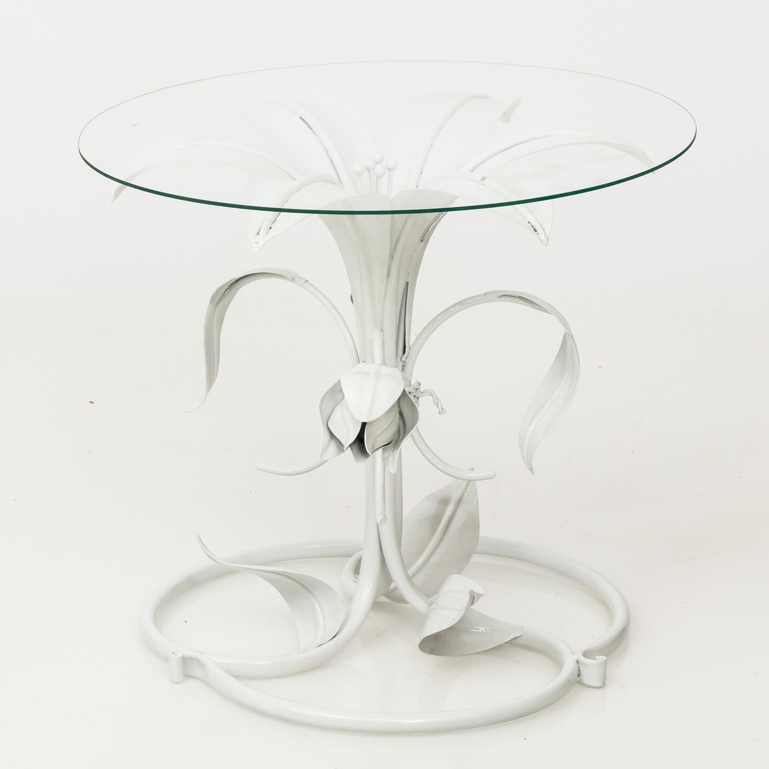 Pair of White Lacquered Arthur Court Side Tables 8
