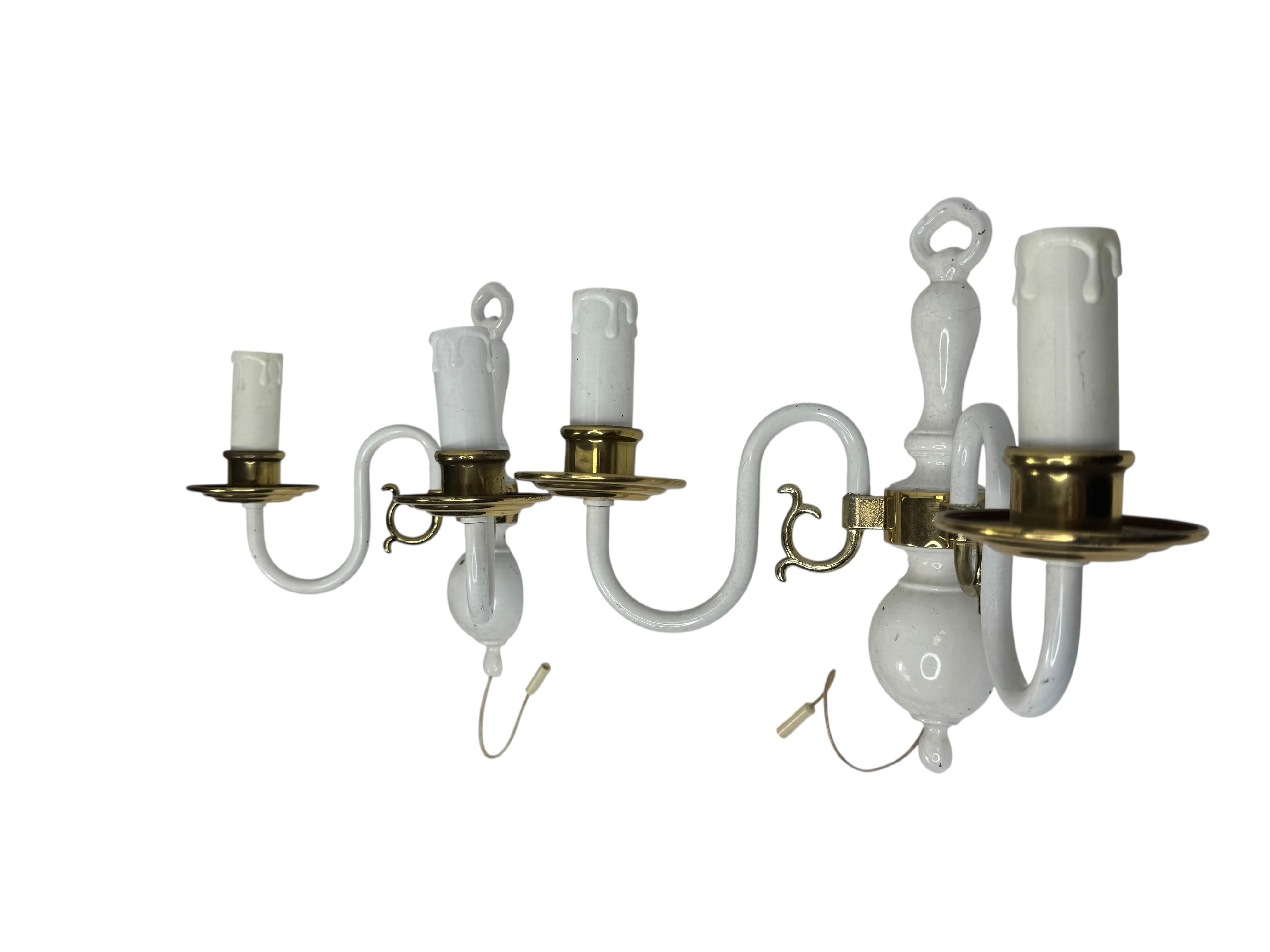 Pair of white lacquered Brass Two-Light Wall Sconces, Vintage, German, 1960s De campo en venta