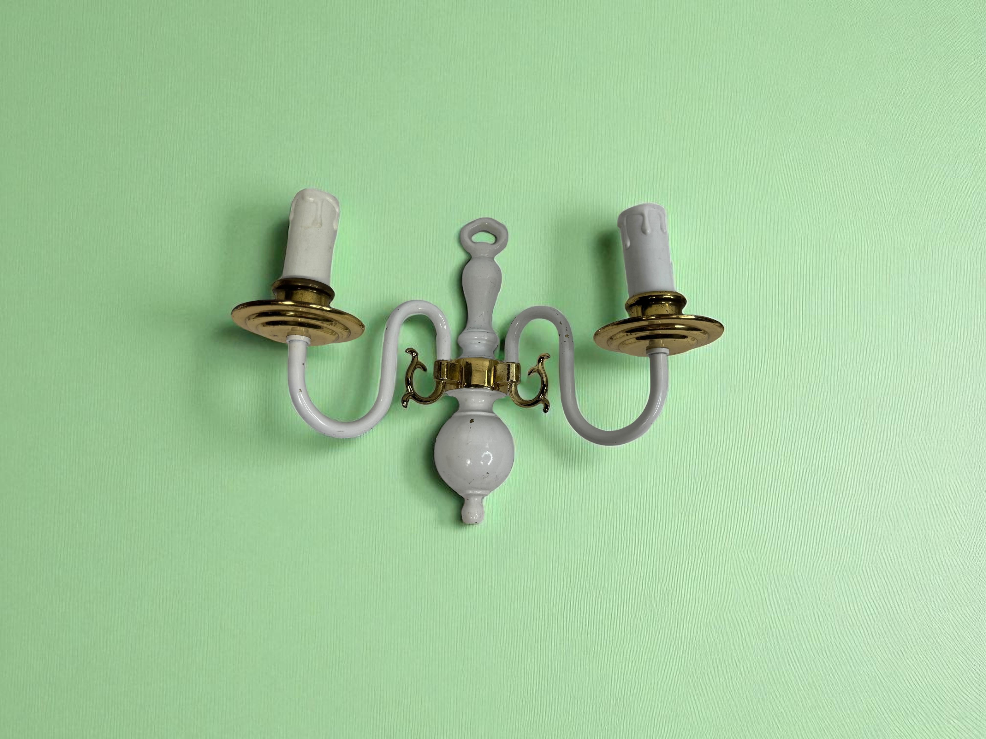Pair of white lacquered Brass Two-Light Wall Sconces, Vintage, German, 1960s en venta 1