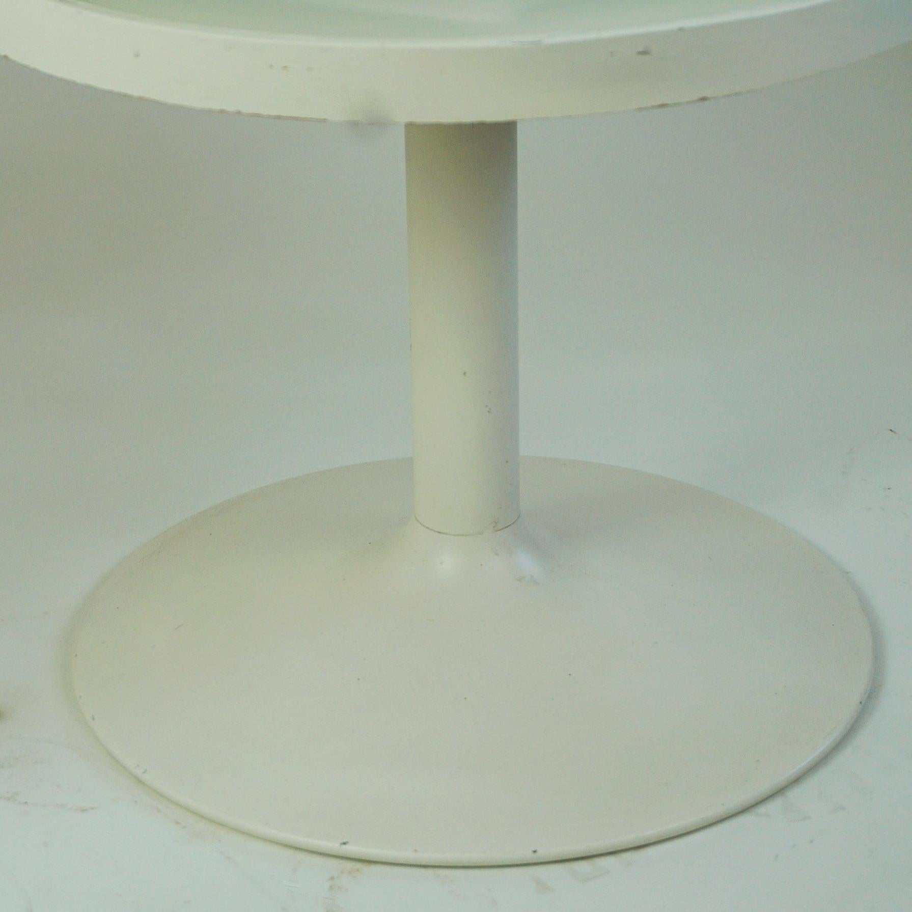 Metal Pair of White Lacquered German 1960s Tulip Side Tables by Opal