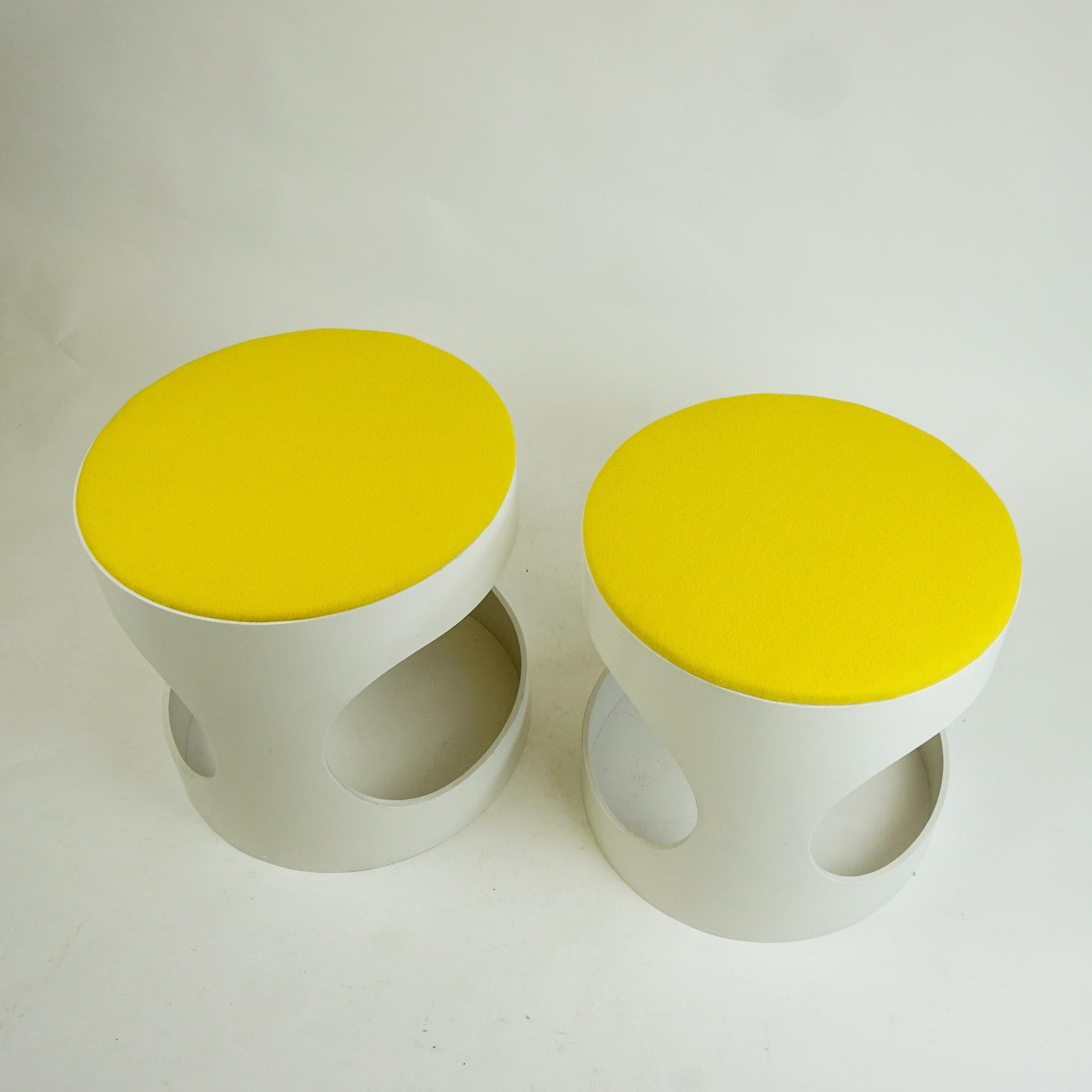 Pair of White Lacquered Plywood Stools by Opal Germany, 1960s In Good Condition In Vienna, AT