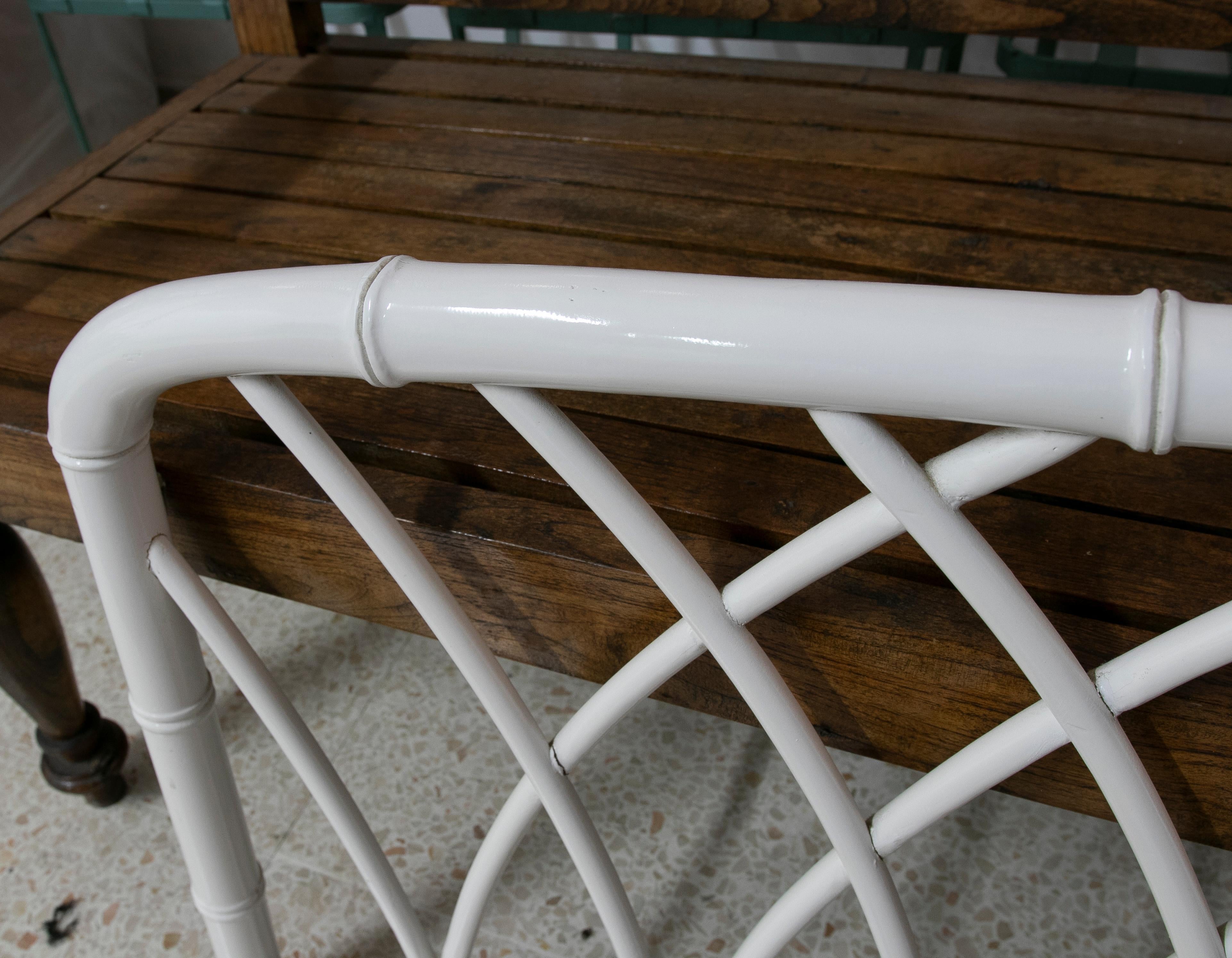 Paire de têtes de lit en bois laqué blanc en vente 3