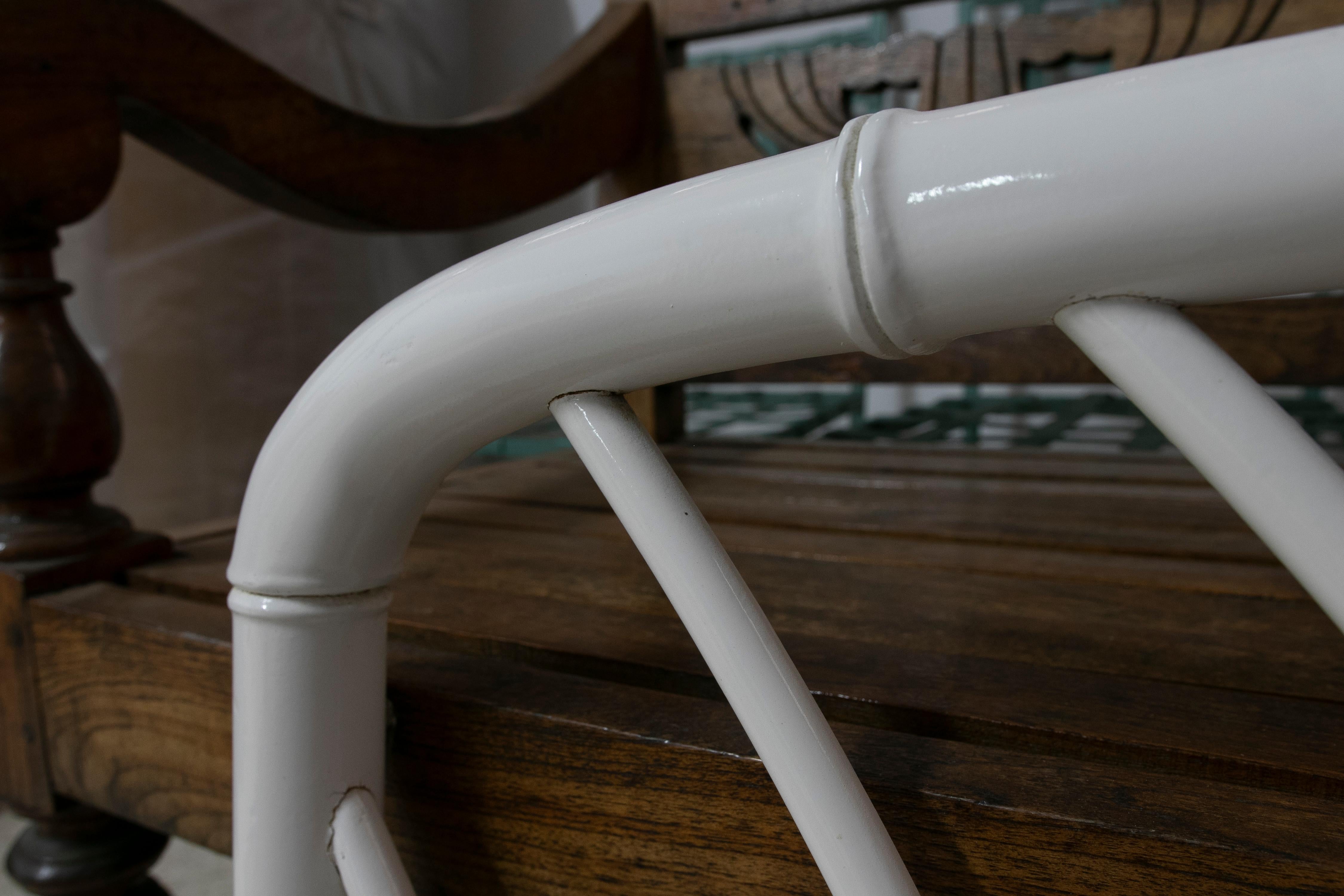 Paire de têtes de lit en bois laqué blanc en vente 2