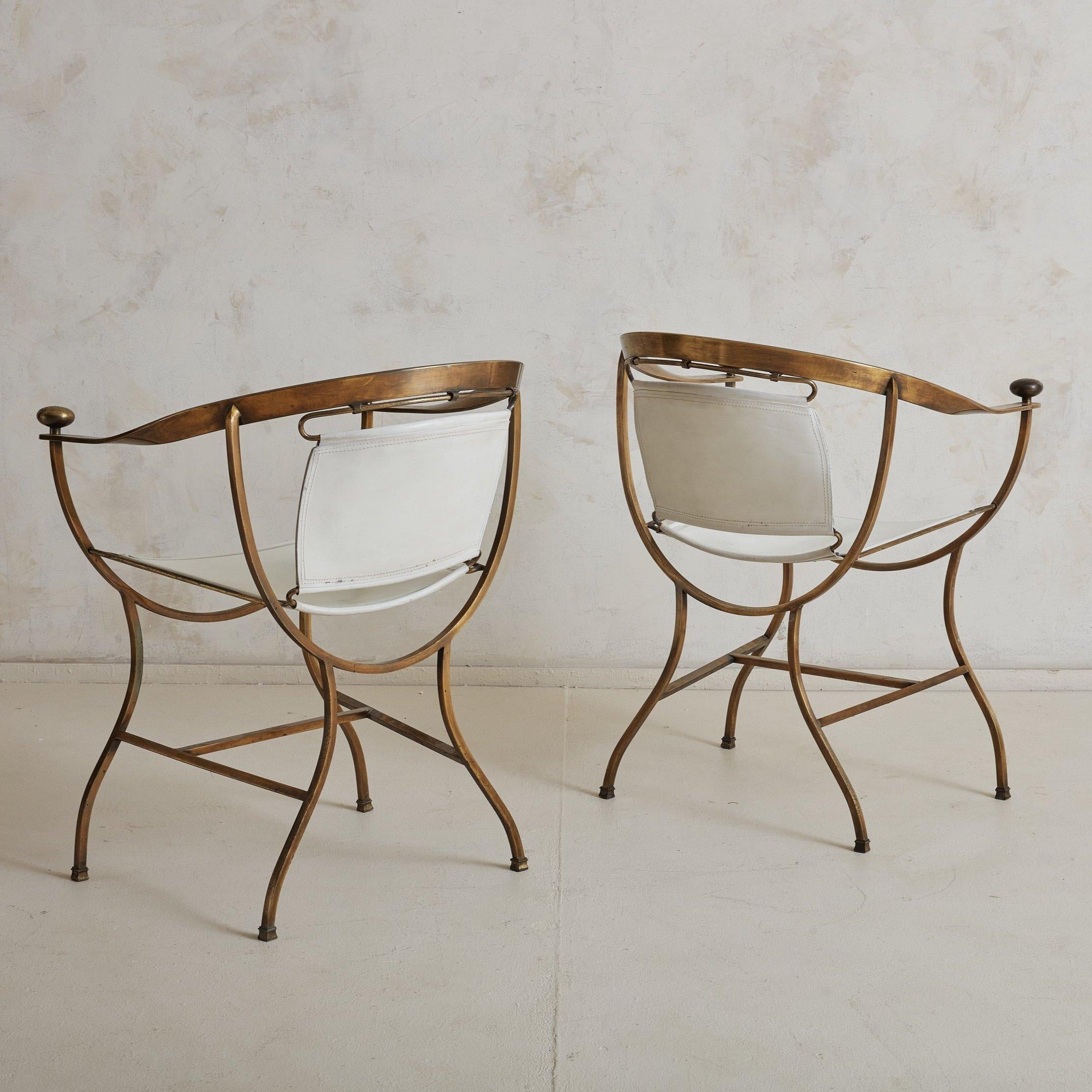 Late 20th Century Pair of White Leather + Brass Pompeii Armchairs by Alberto Orlandi, Italy 1980s For Sale