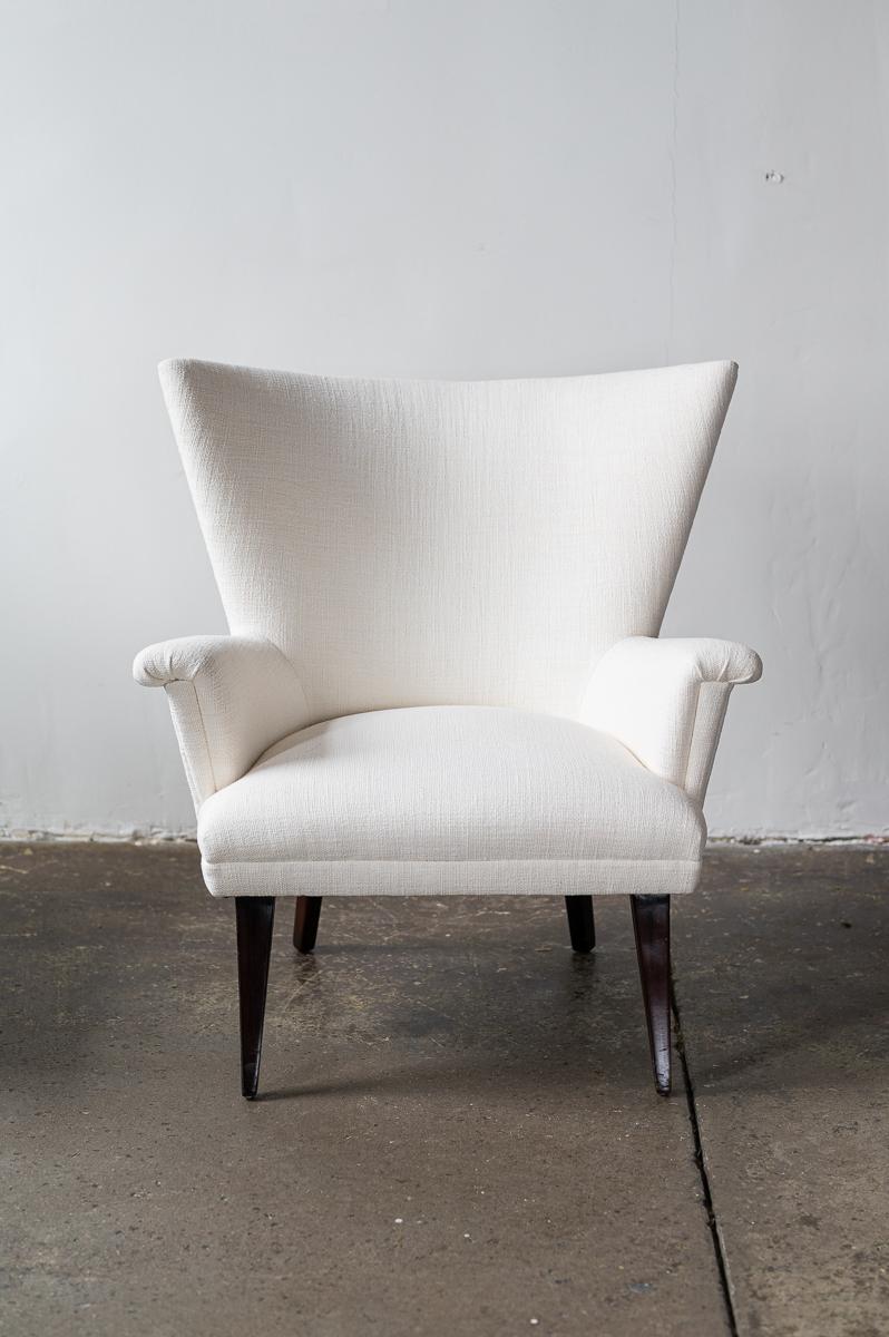 Pair of White Linen Wingback Chairs In Good Condition In Westport, CT