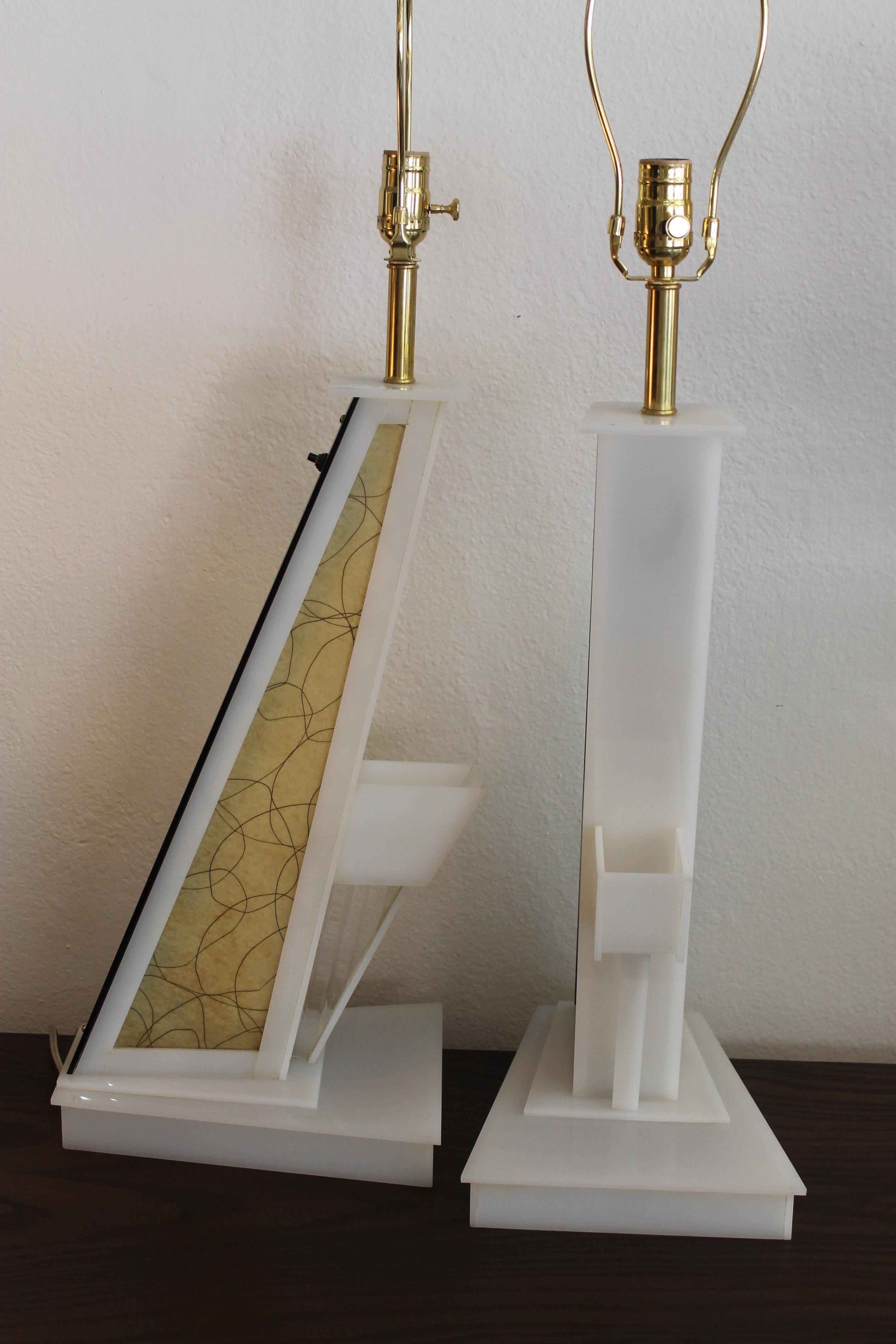 Mid-Century Modern Pair of White Lucite Table Lamps by Moss Lamps