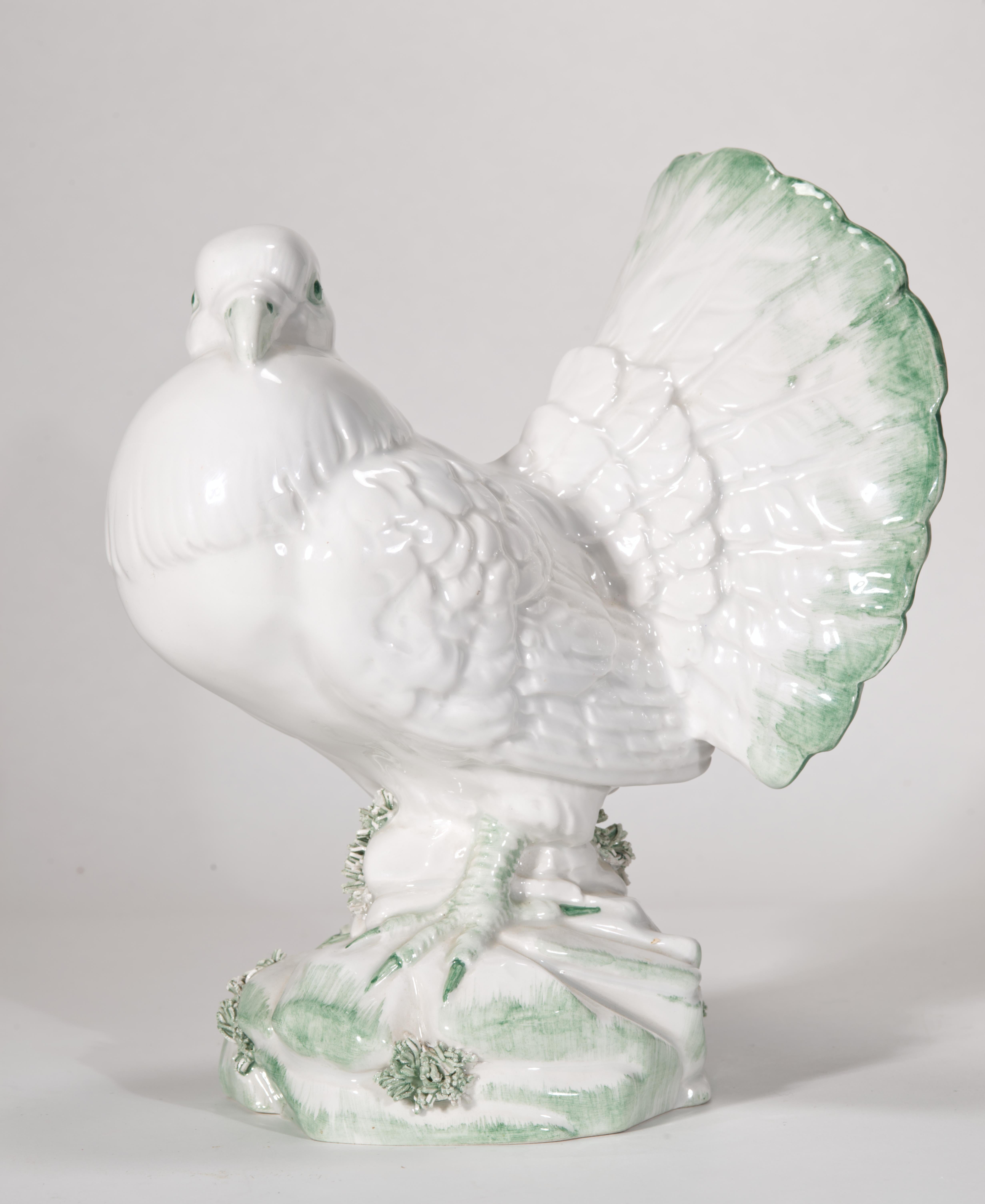 Glazed Pair of White Majolica Ceramic Doves, Italy 1960s For Sale