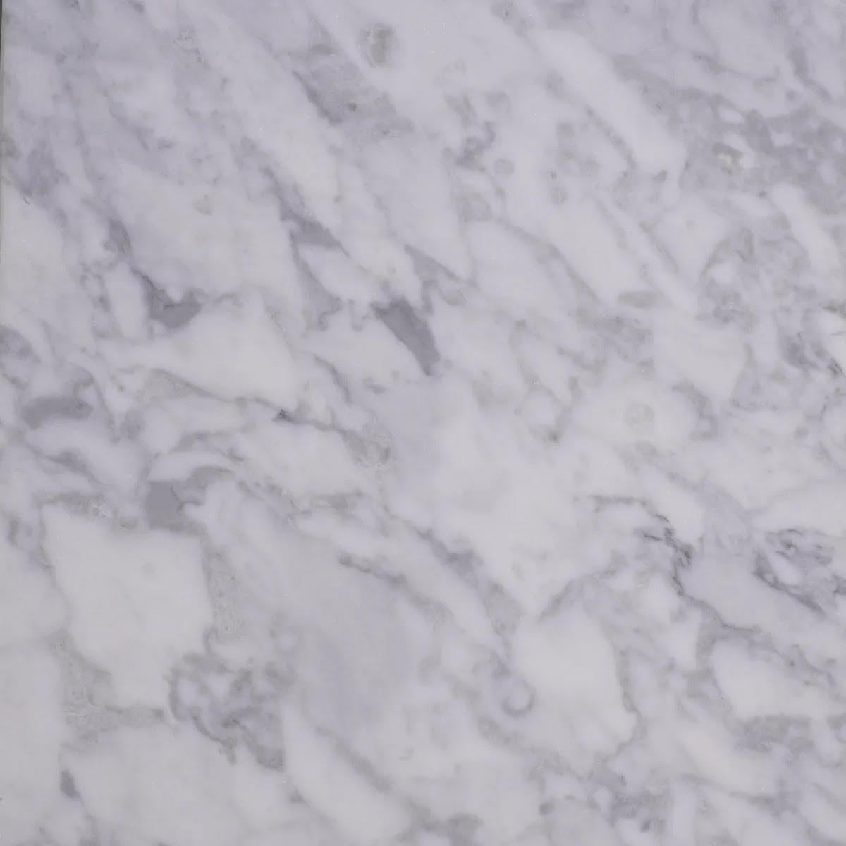 XXIe siècle et contemporain Paire de colonnes en marbre blanc, 21e siècle. en vente