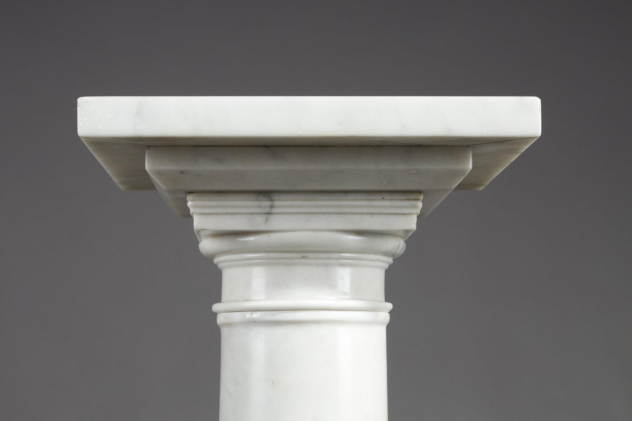Late 19th Century Pair of white marble columns late 19th century For Sale