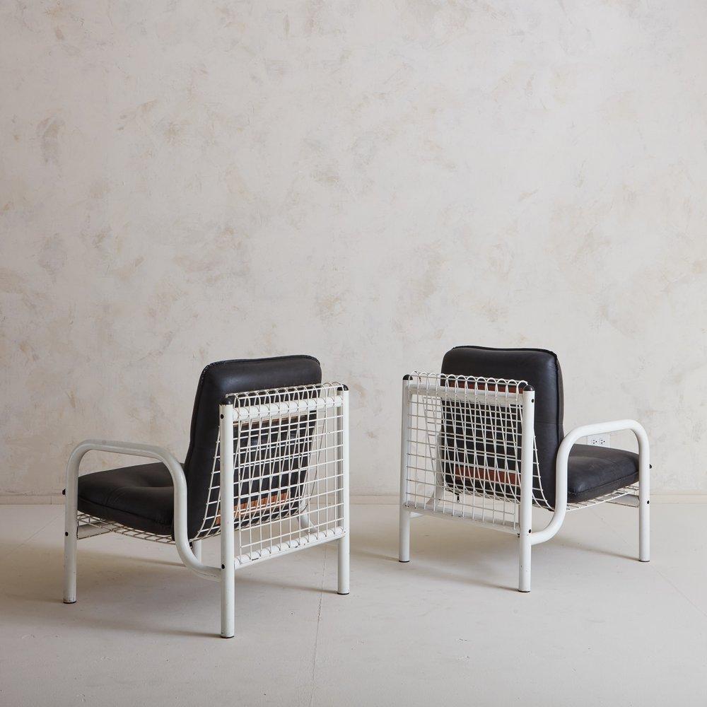 Mid-Century Modern Pair of White Metal Lounge Chairs with Cushions, France 20th Century