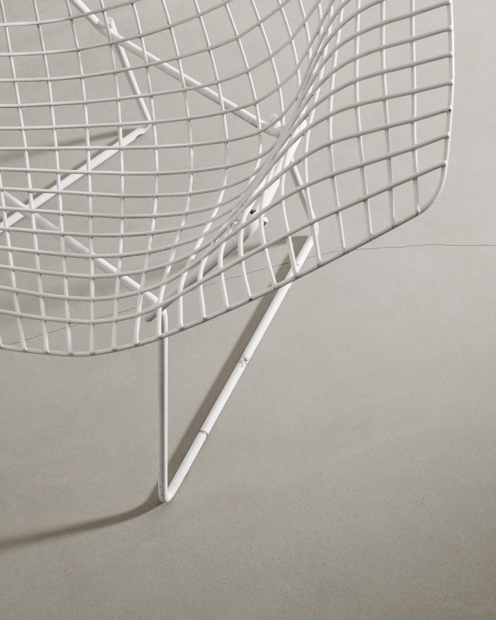 Metal Pair of White Mid Century Diamond Chairs by Harry Bertoia for Knoll USA, 1950s For Sale