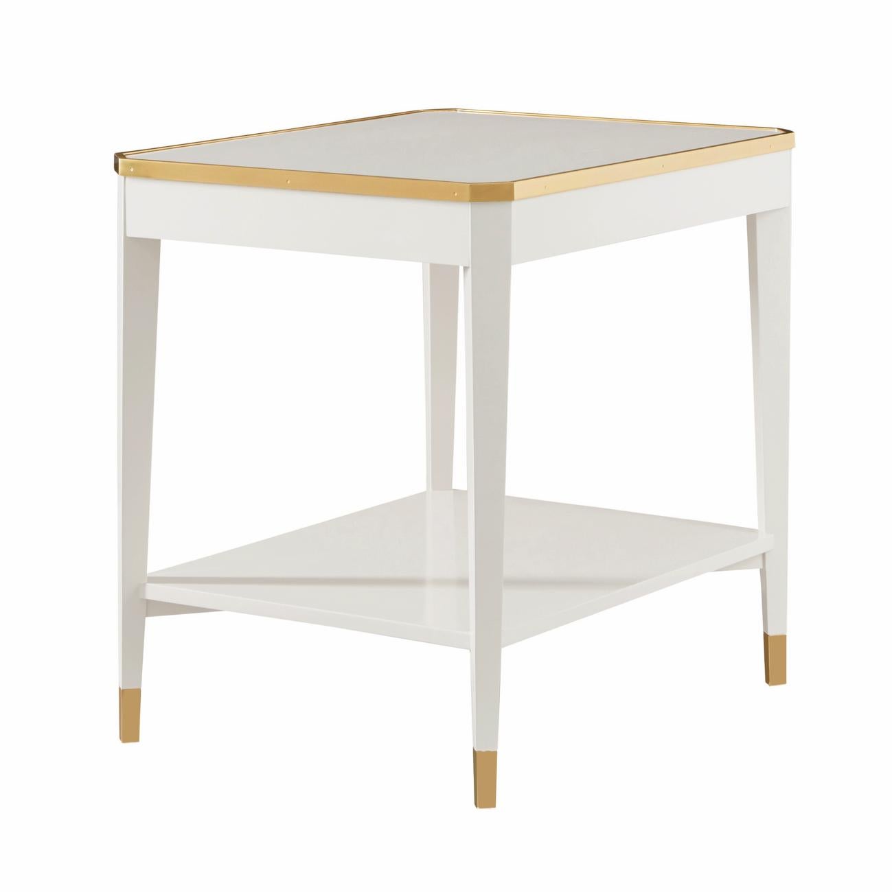 Asiatique Paire de tables d'appoint blanches du milieu du siècle dernier en vente