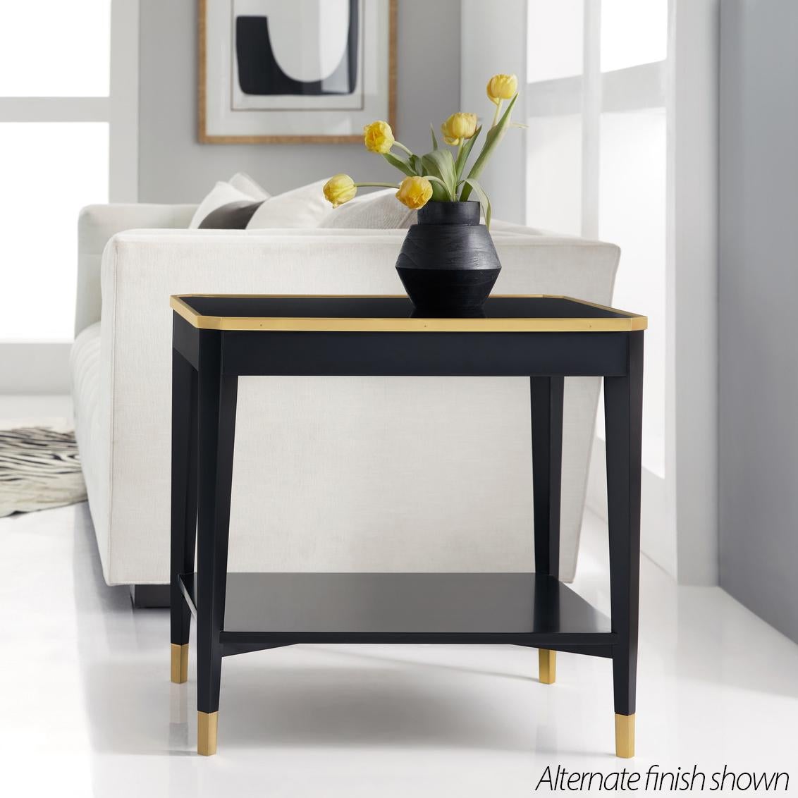 Paire de tables d'appoint blanches du milieu du siècle dernier Neuf - En vente à Westwood, NJ