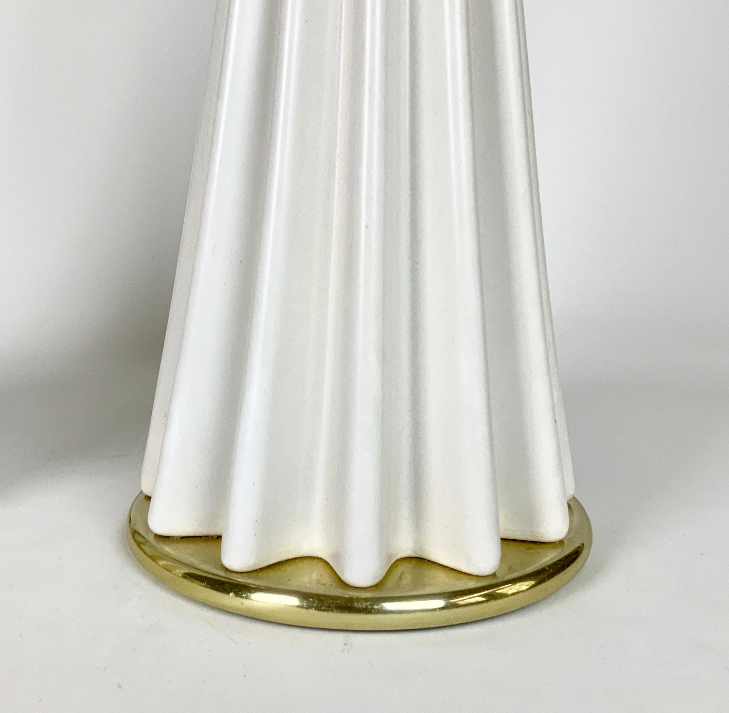 Brass Pair of White Mid-Century Modern Gerald Thurston Table Lamps