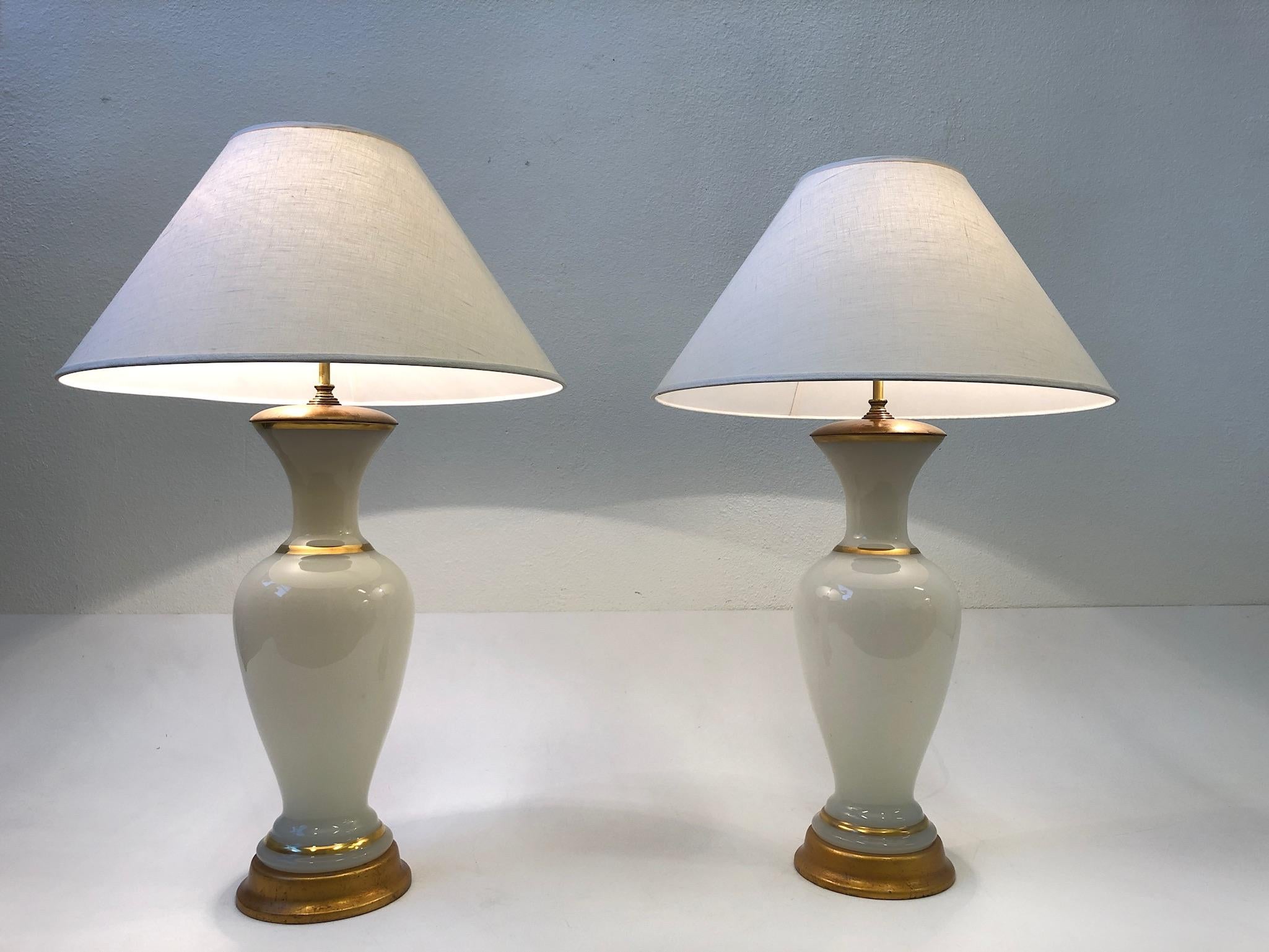 Mid-Century Modern Pair of White Murano Glass and Brass Table Lamps by Marbro