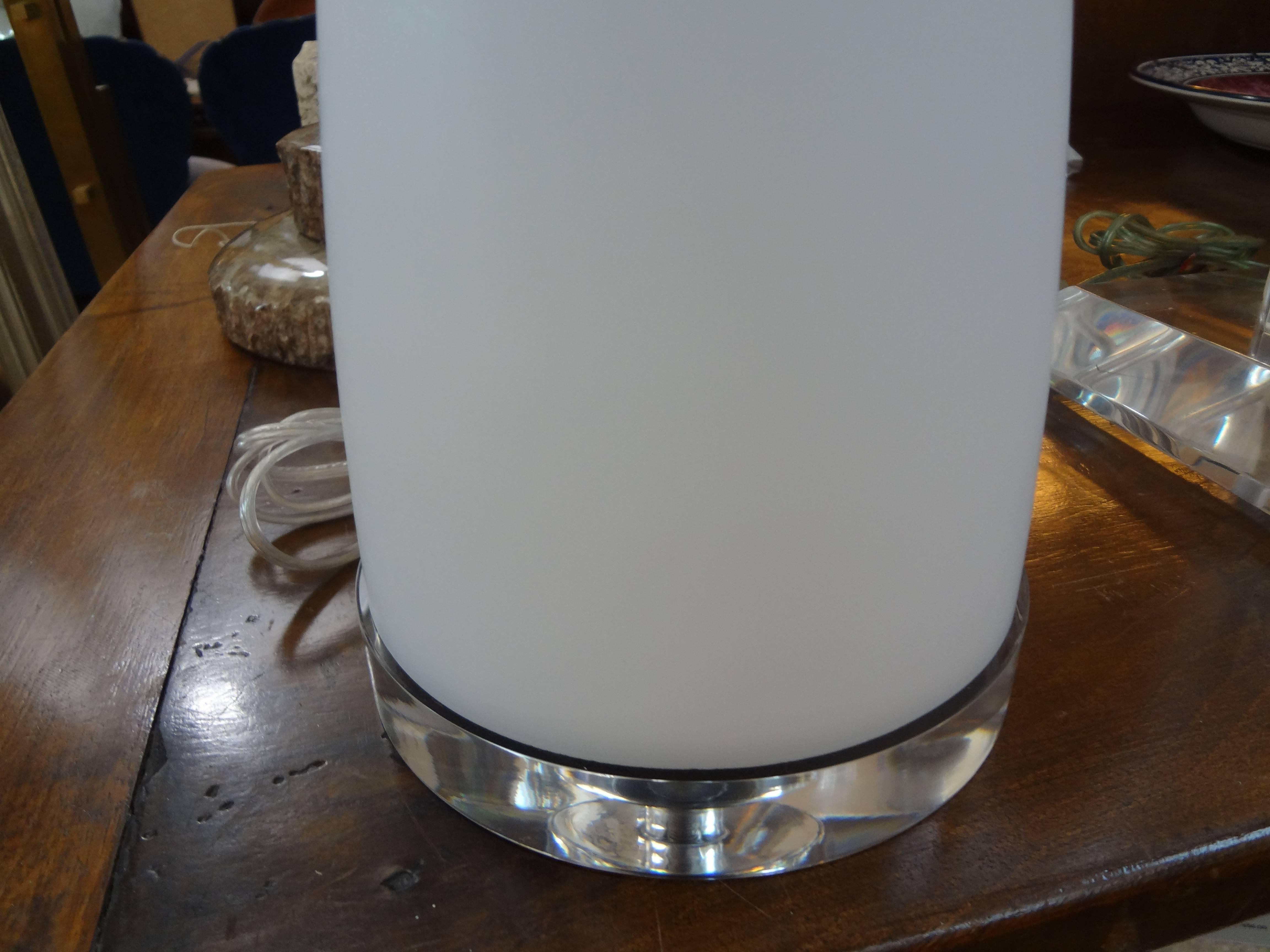 Italian Pair of White Murano Glass Lamps Attributed to Vetri