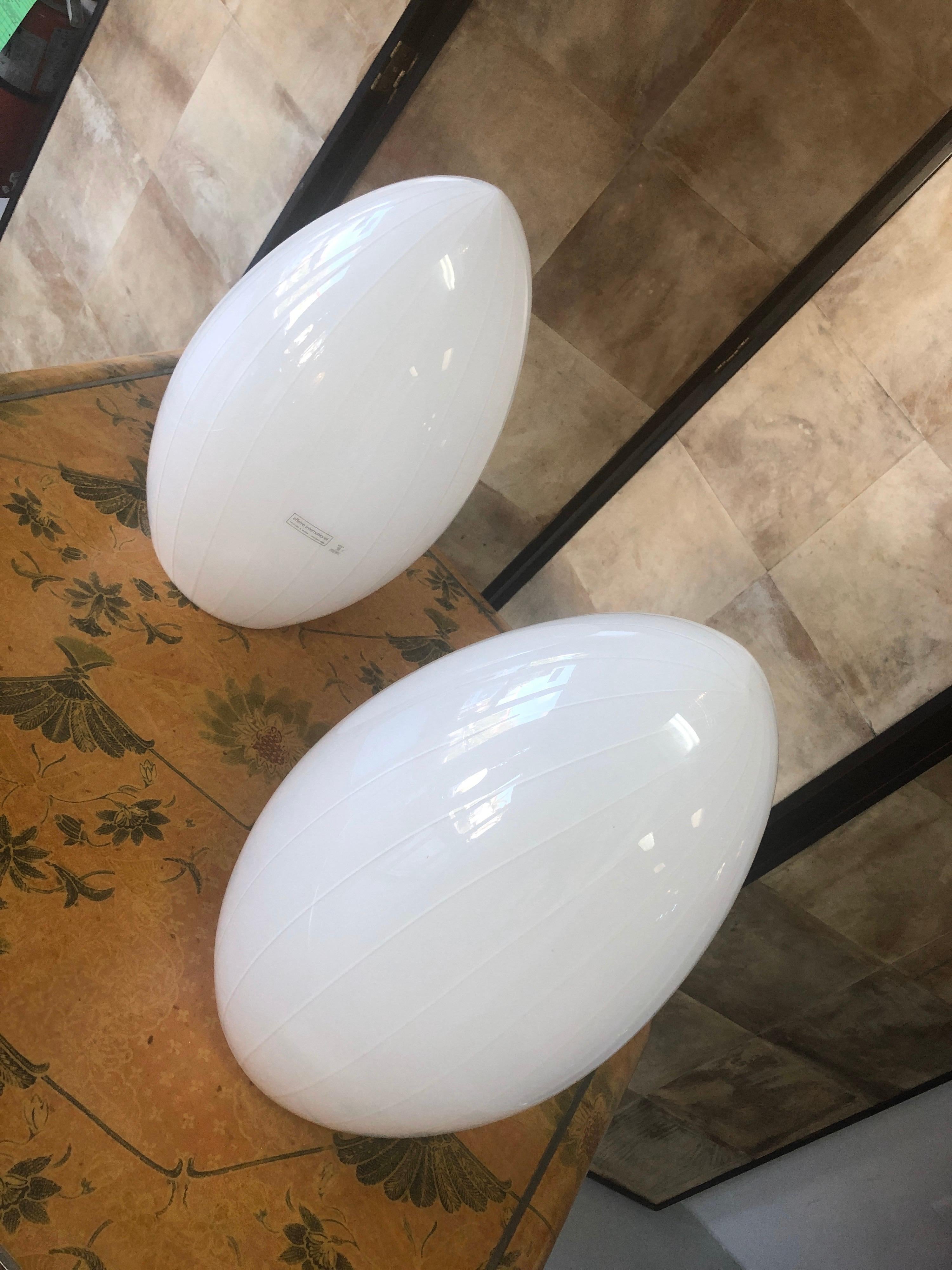 Art Glass Pair of White Murano Ovoid Table Lamps by Effetre International, 1980s