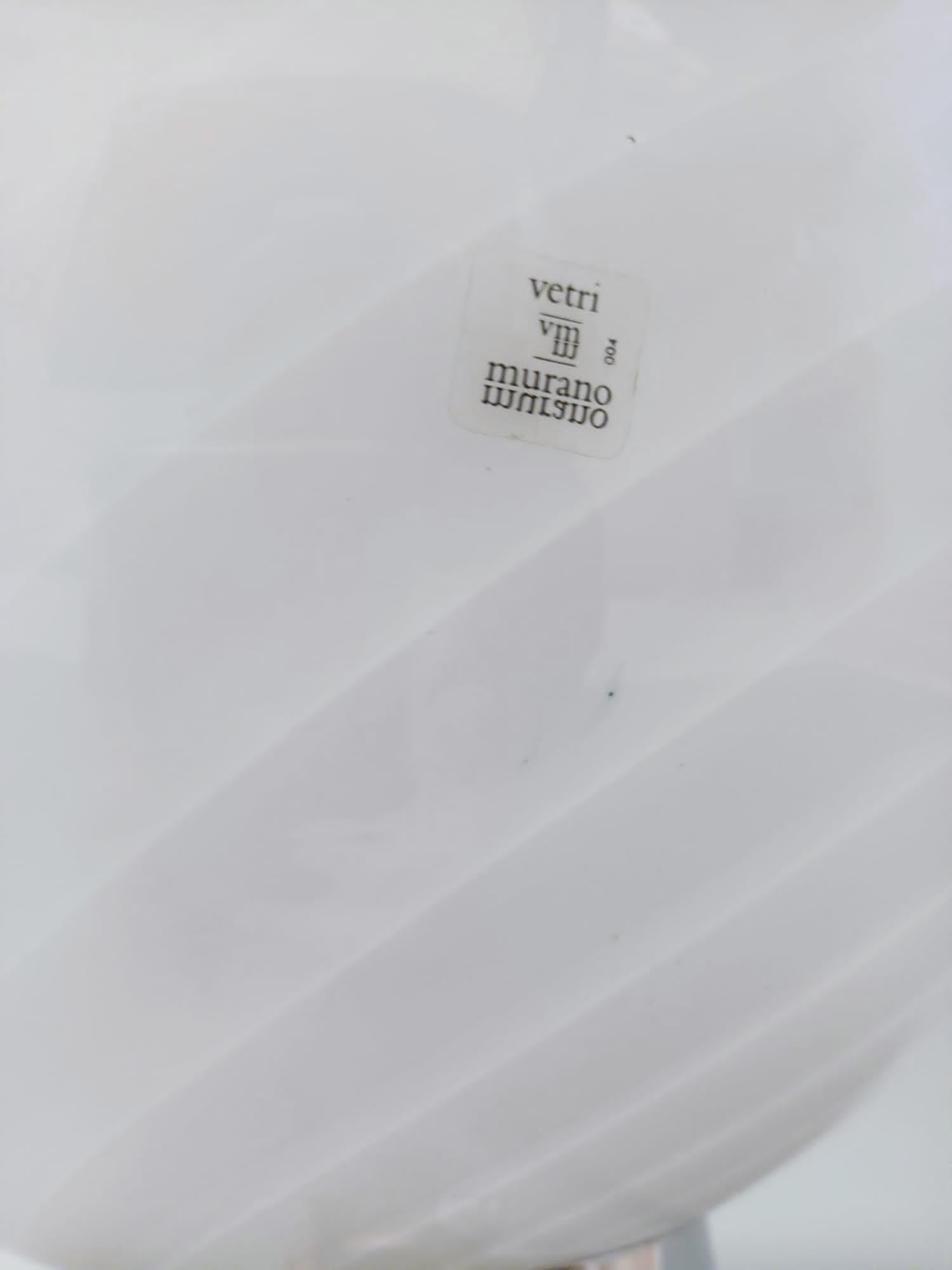Paire d'appliques lumineuses de Murano blanches, 6 paires disponibles en vente 4