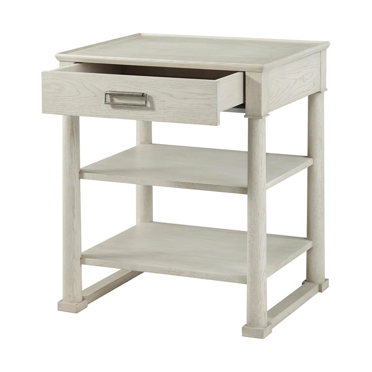 Bois Paire de tables de nuit Empire en Oak Oak blanc en vente