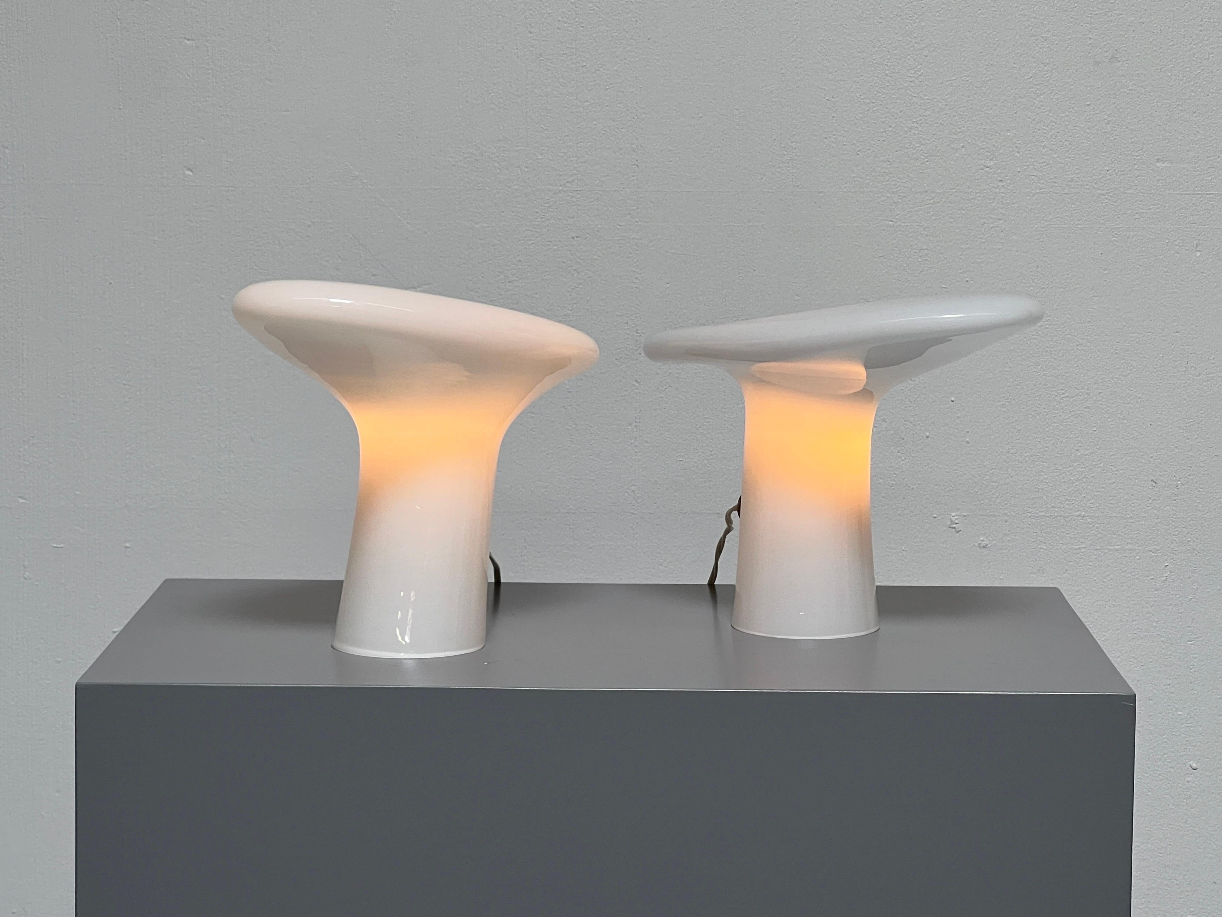 Pair of White Opaline Glass Table Lamps by Vistosi For Sale 1
