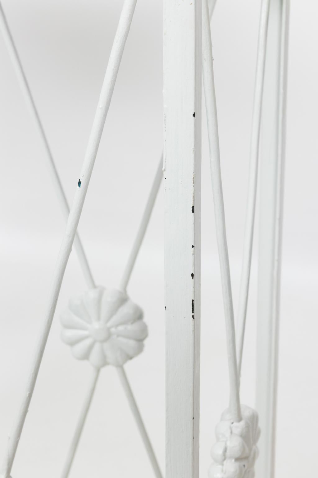 Pair of White Painted Iron Plant Stands, circa 1990 For Sale 7