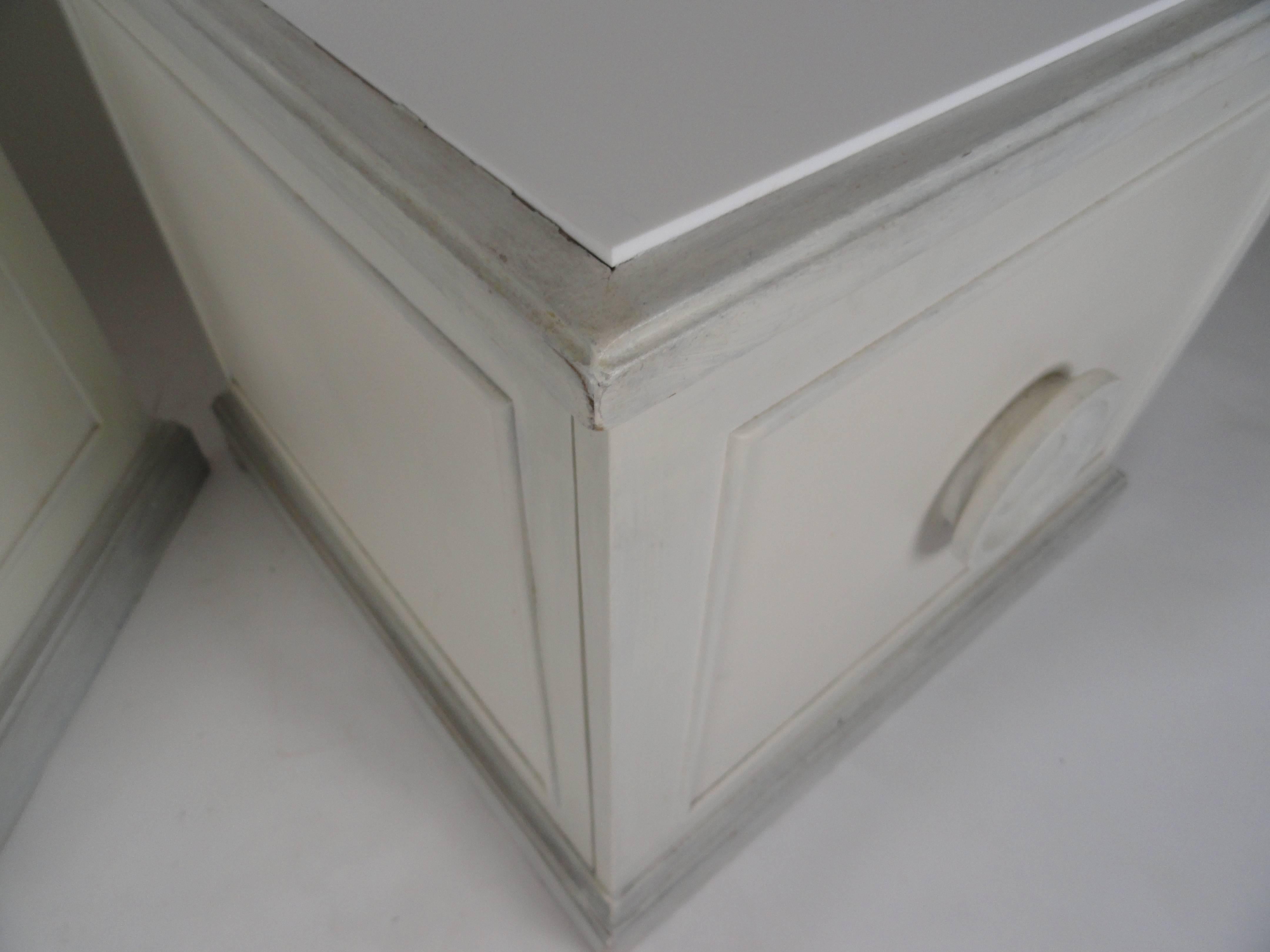 Pair of White Painted Side Tables For Sale 2