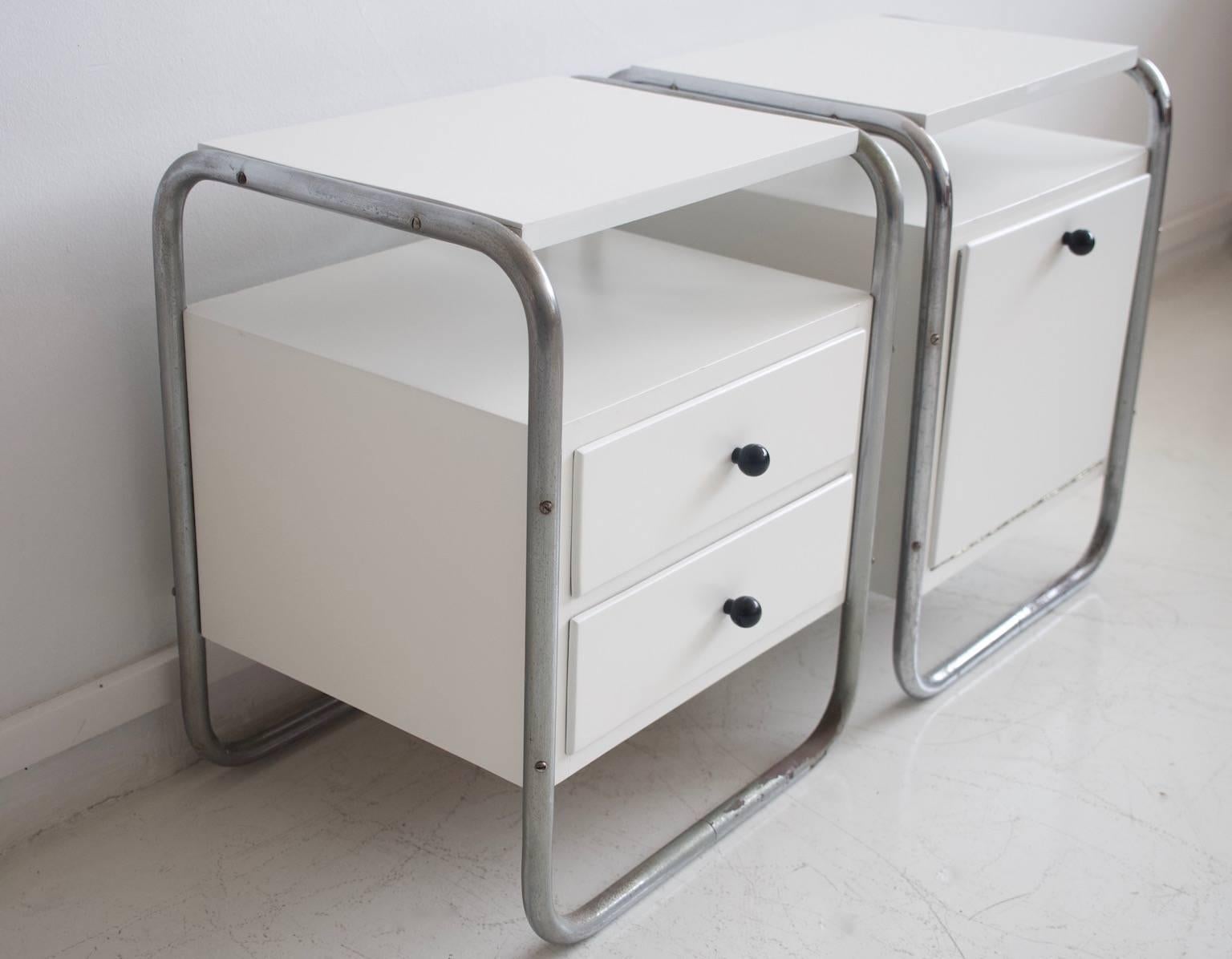 Bauhaus Pair of White Painted Side Tables with Tubular Steel Frame