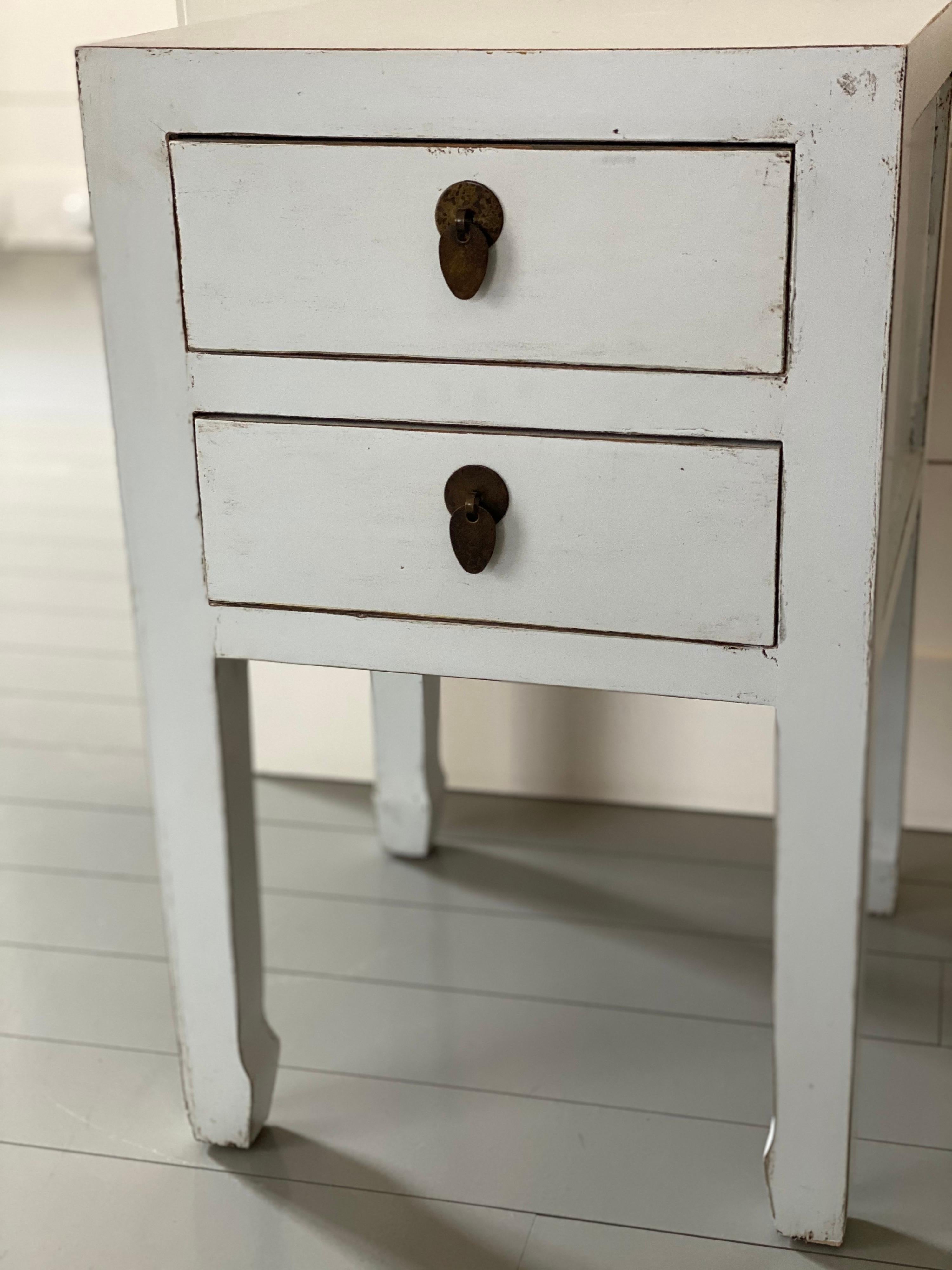 Pair of White Painted Two Drawer Chinese Style End Tables For Sale 6