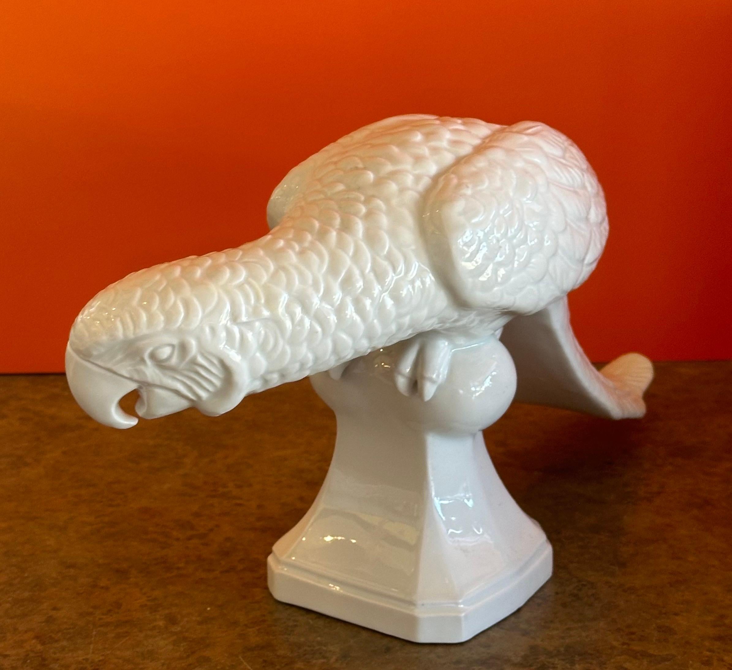 Pair of White Porcelain / Chine De Blanc Parrots by Fitz & Floyd 7