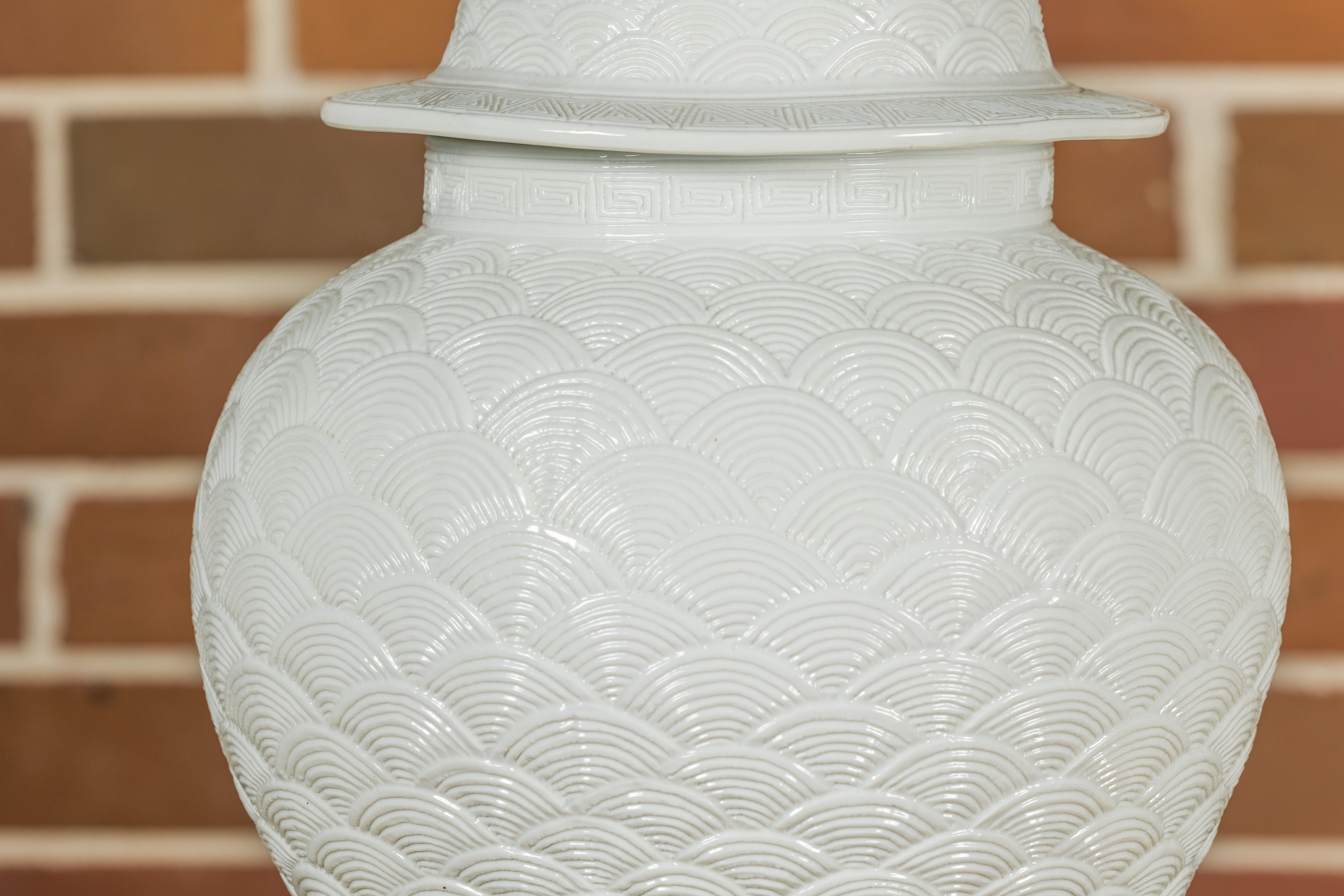 Pair of White Porcelain Fish Scale Lidded Jars with Petite Finials For Sale 4