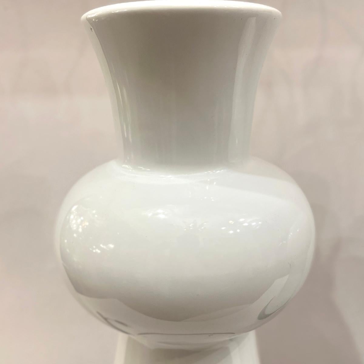 Milieu du XXe siècle Lampes en porcelaine blanche de Whiting en vente