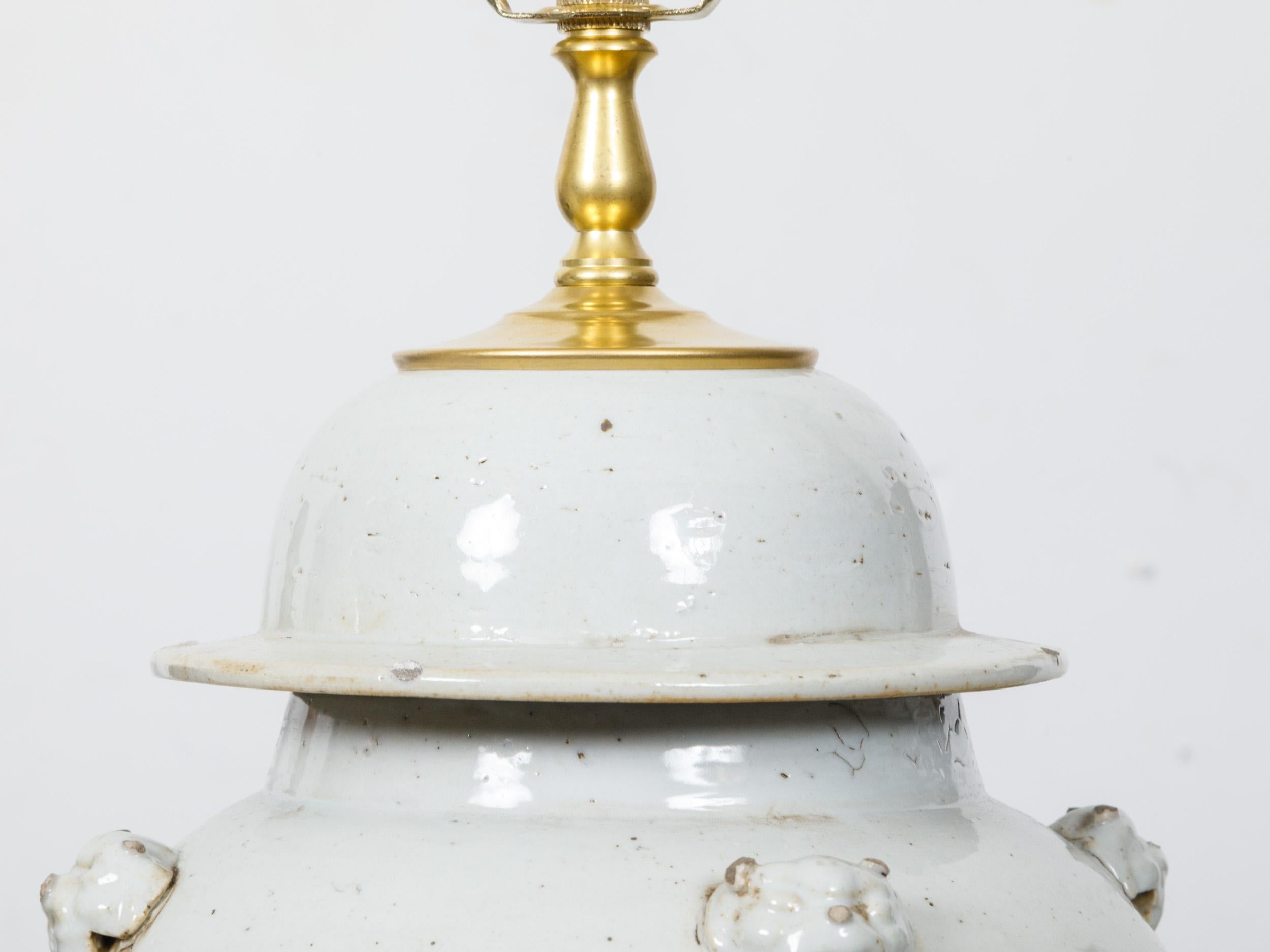 Pair of White Porcelain Lidded Urns Table Lamps on Gilt Bases, US-Wired For Sale 2
