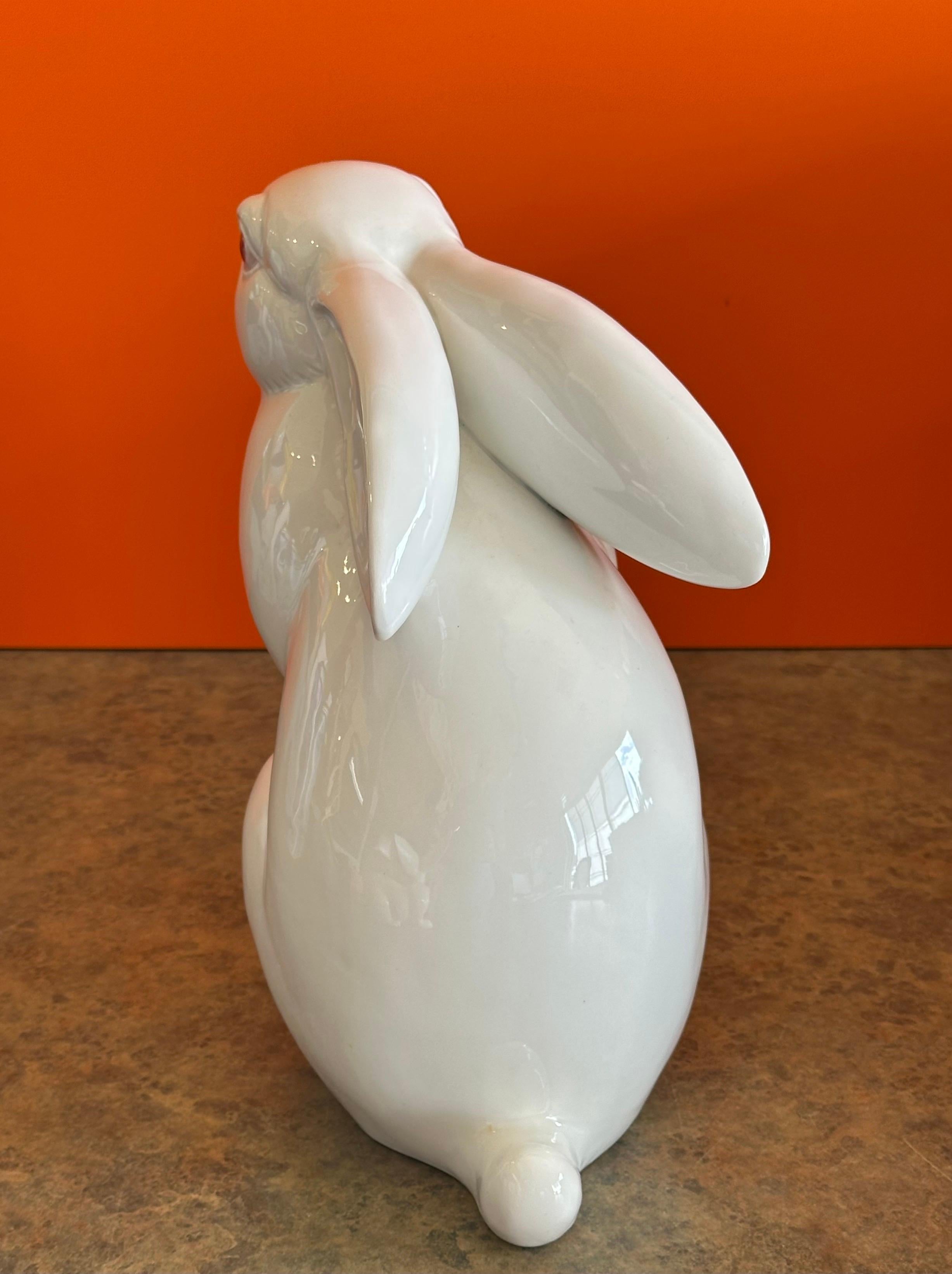 Coppia di conigli in porcellana bianca di Fitz and Floyd in vendita 5