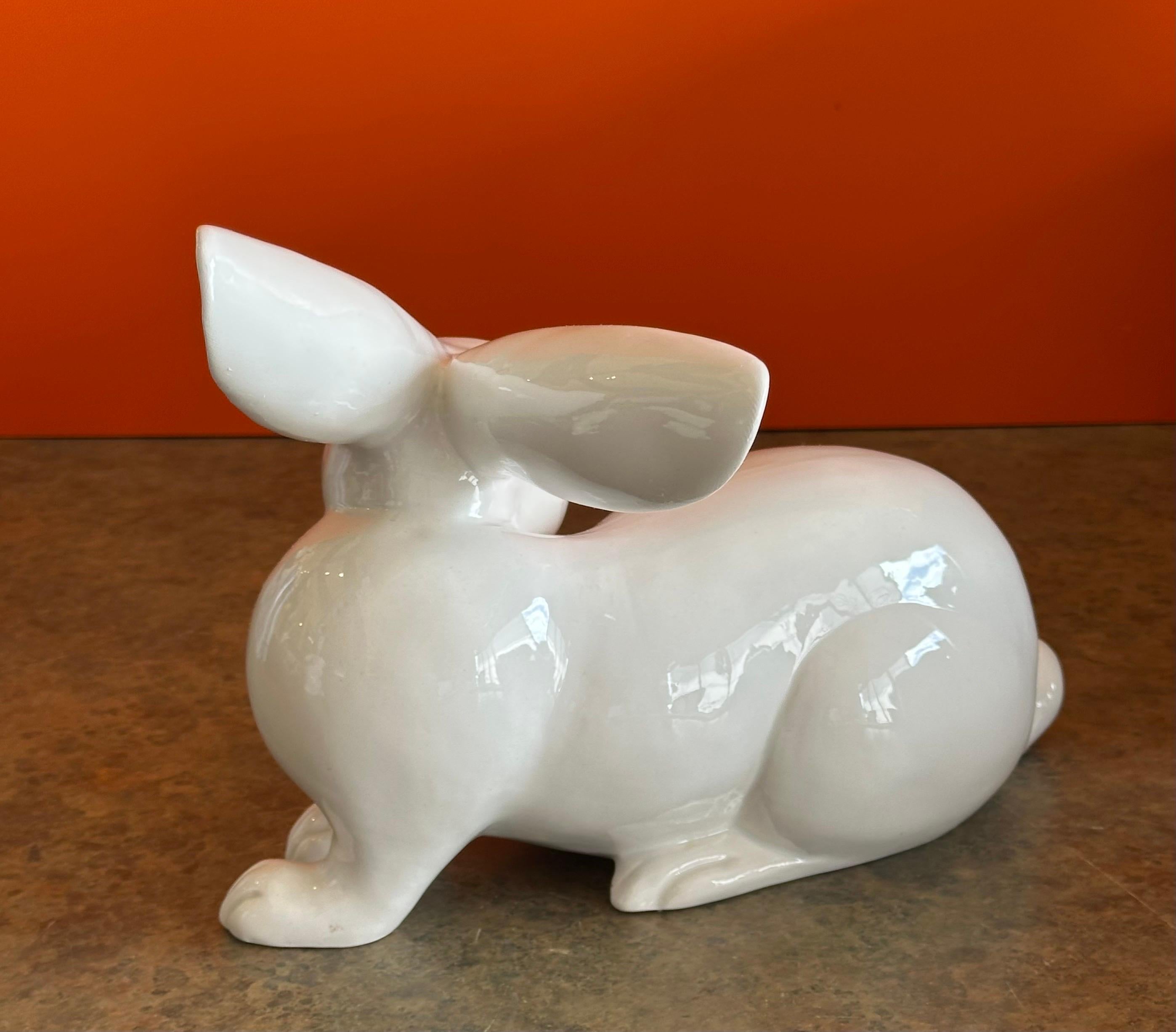 Coppia di conigli in porcellana bianca di Fitz and Floyd in vendita 8