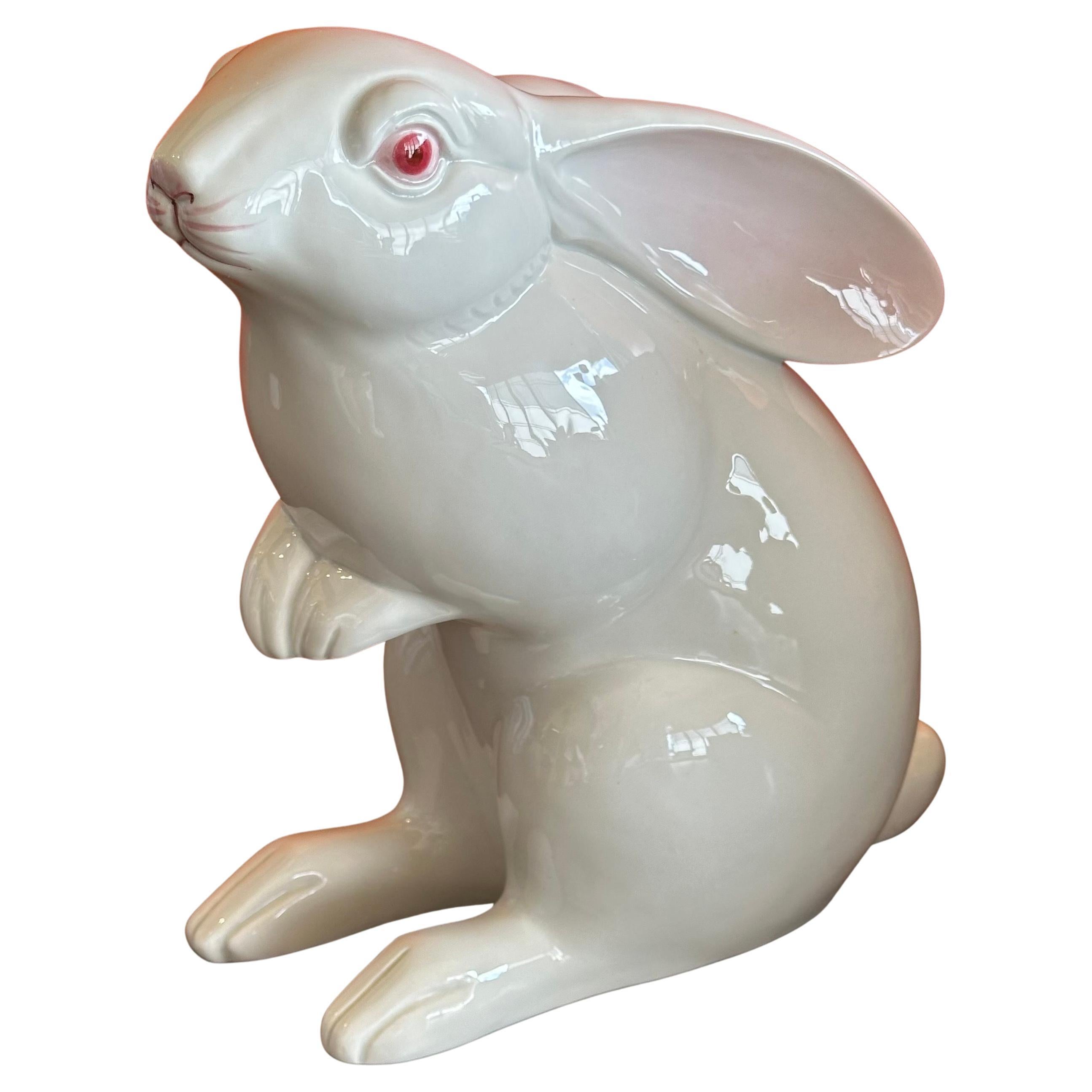 XX secolo Coppia di conigli in porcellana bianca di Fitz and Floyd in vendita