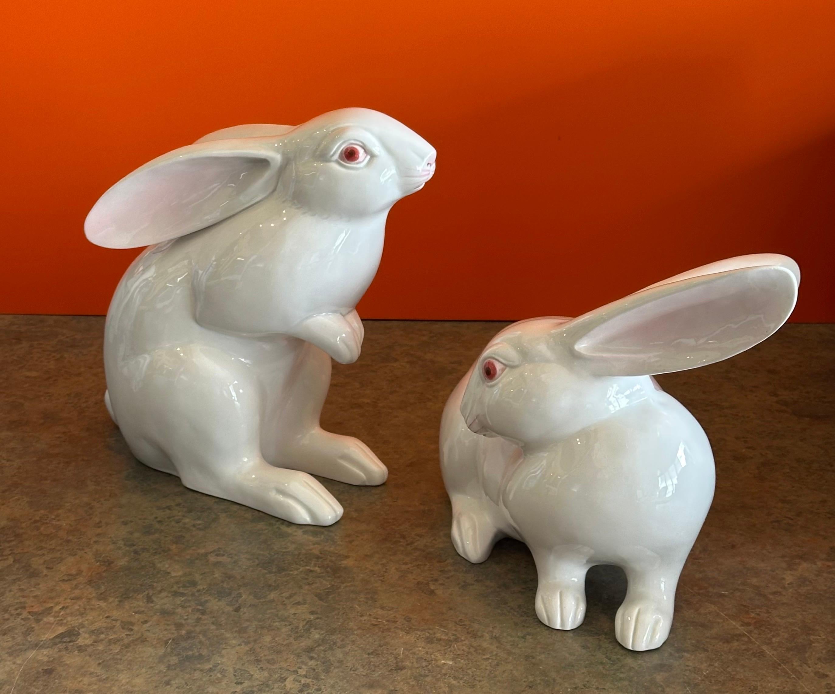 Coppia di conigli in porcellana bianca di Fitz and Floyd in vendita 2