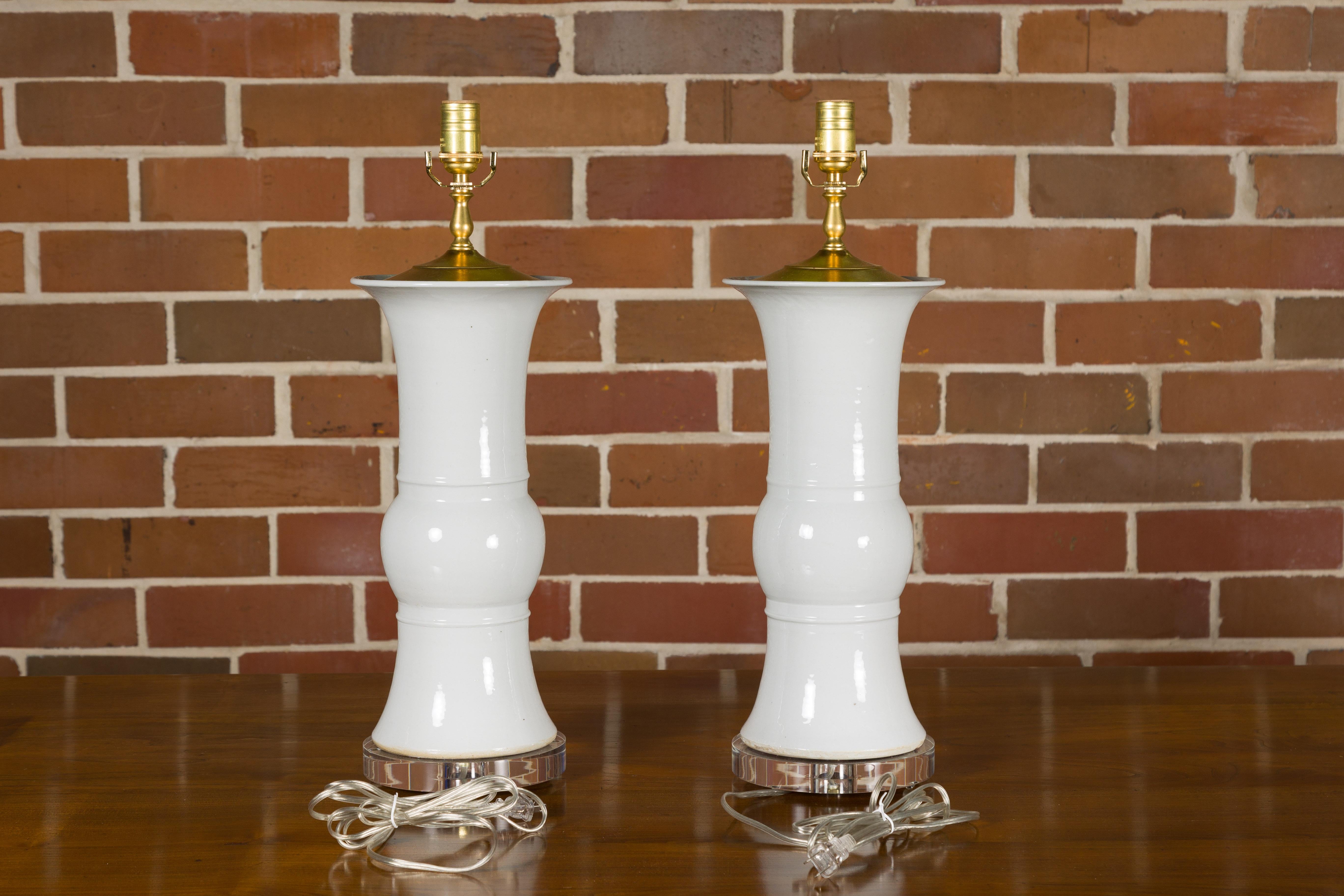 Pair of White Porcelain Table Lamps on Custom Lucite Bases, Wired for the USA 6