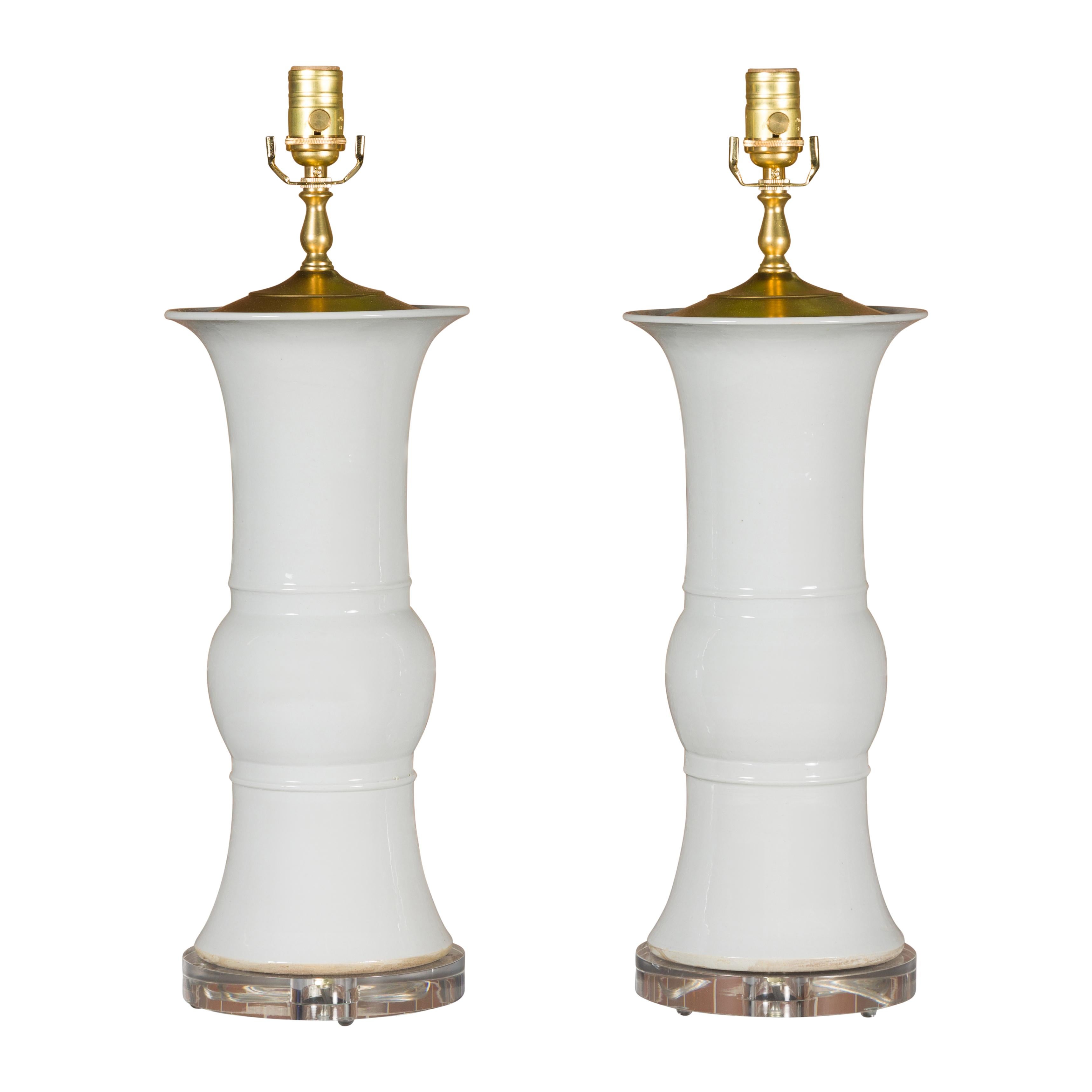 Pair of White Porcelain Table Lamps on Custom Lucite Bases, Wired for the USA 10